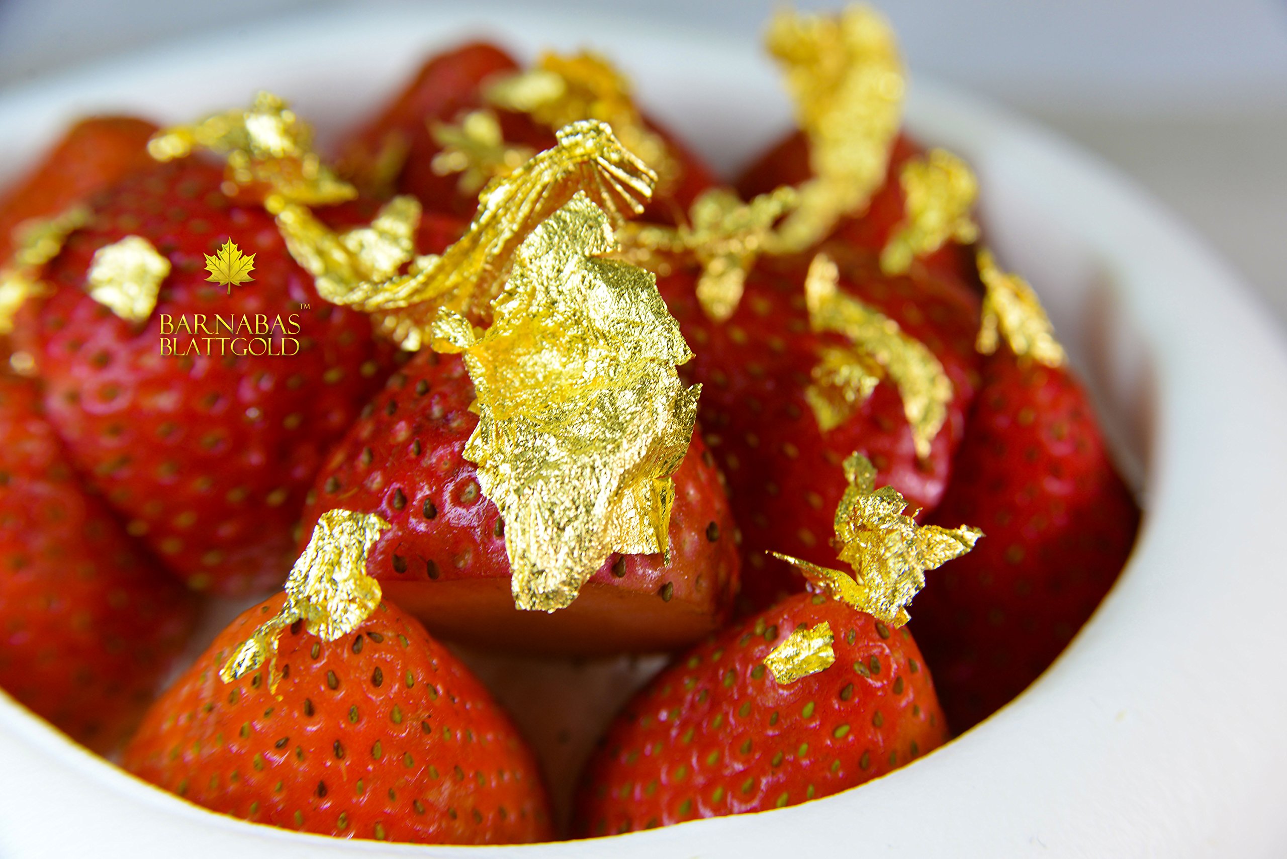 Barnabas Blattgold Genuine Edible Gold Flakes, 150mg/Jar, Edible Gold Leaf for Cake Decorations, for Baking, for Drinks and for Food