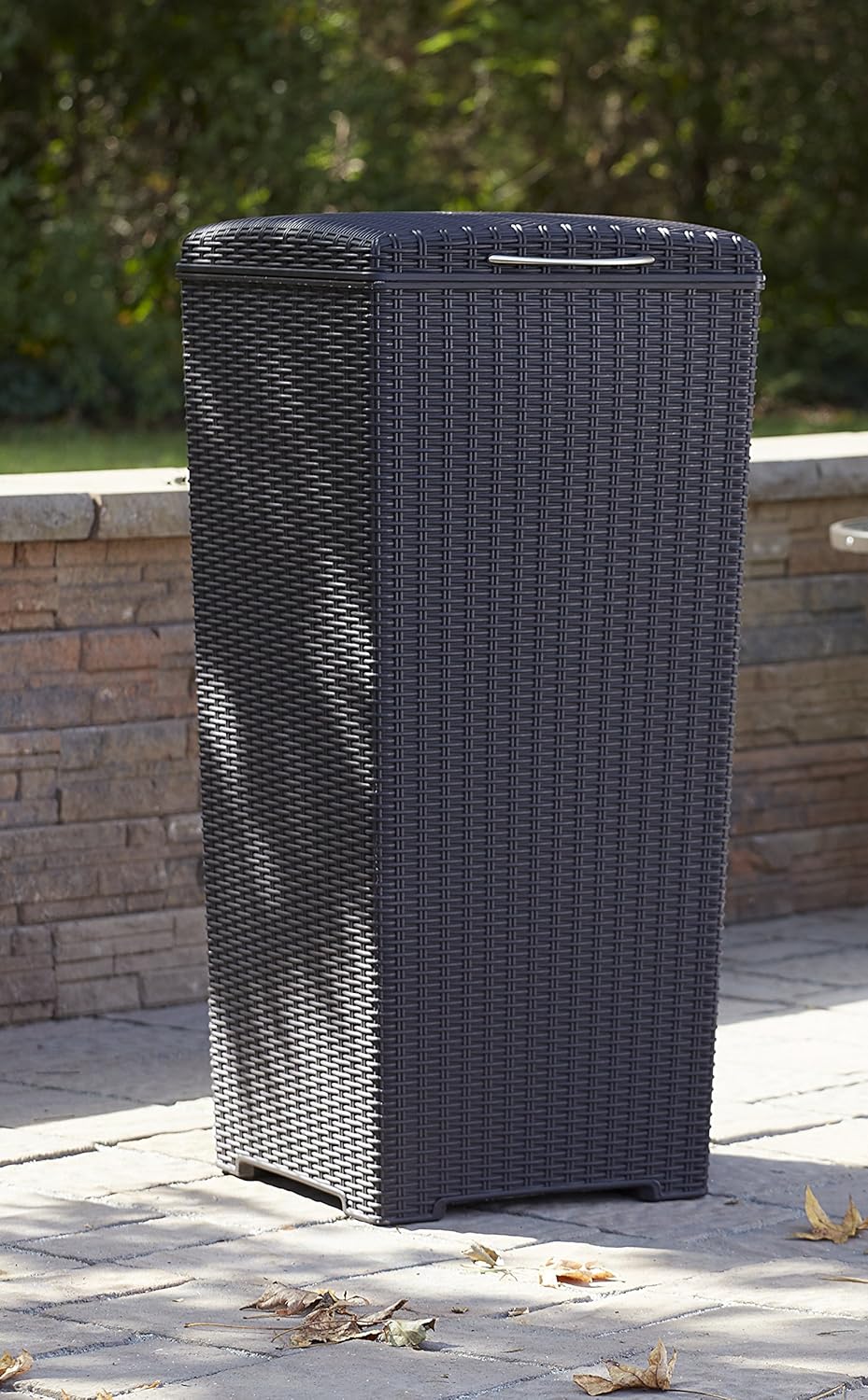 Keter 231478 Large Outdoor Trash Can with Lid Perfect for Backyard Hosting, Patio and Kitchen Use, Espresso Brown : Garden & Outdoor