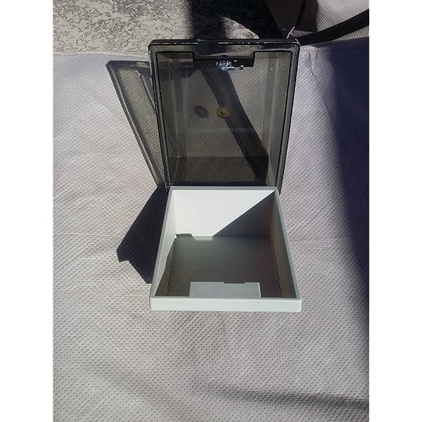 Vintage 1980s Floppy Disk 5 1/4 5.25 Storage Case Data-Case Hinged Plastic Holder (Tinted/Beige)