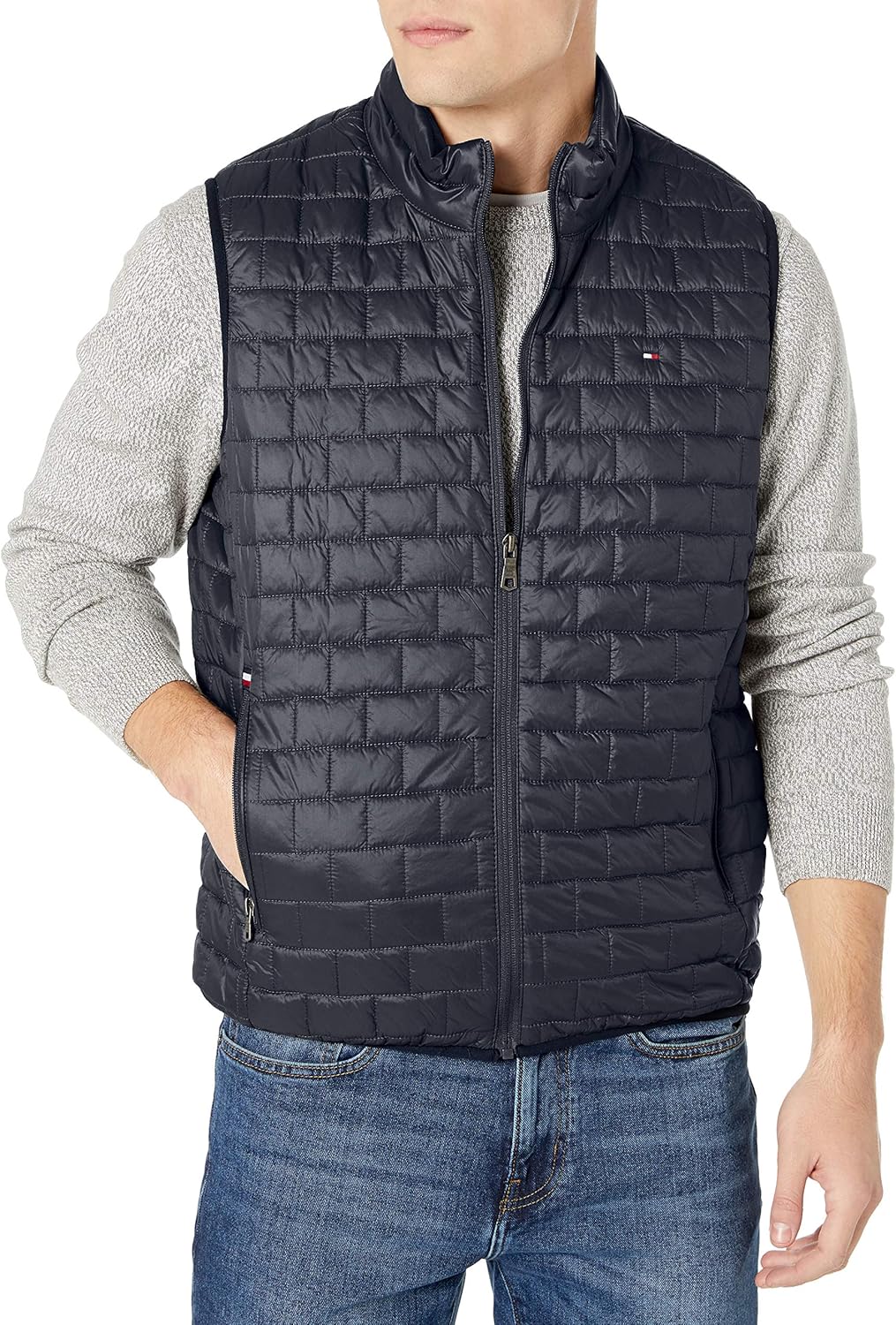 Tommy Hilfiger Men's Box Quilted Lightweight Ultra Loft Vest at  Men’s Clothing store