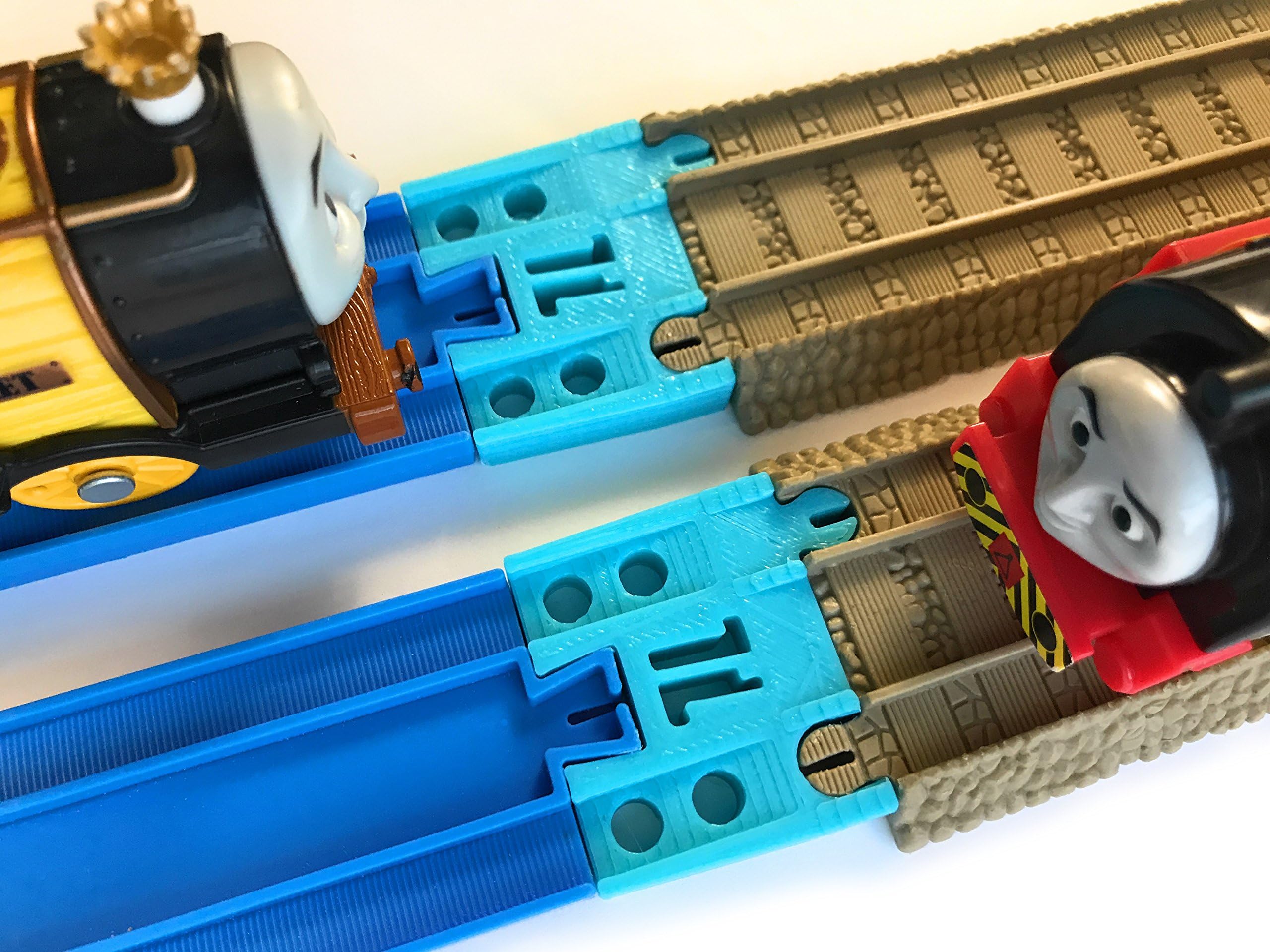 TrainLab Track Adapters Compatible with Plarail to Brown 2009 Trackmaster Tracks 2pcs (Light Blue)
