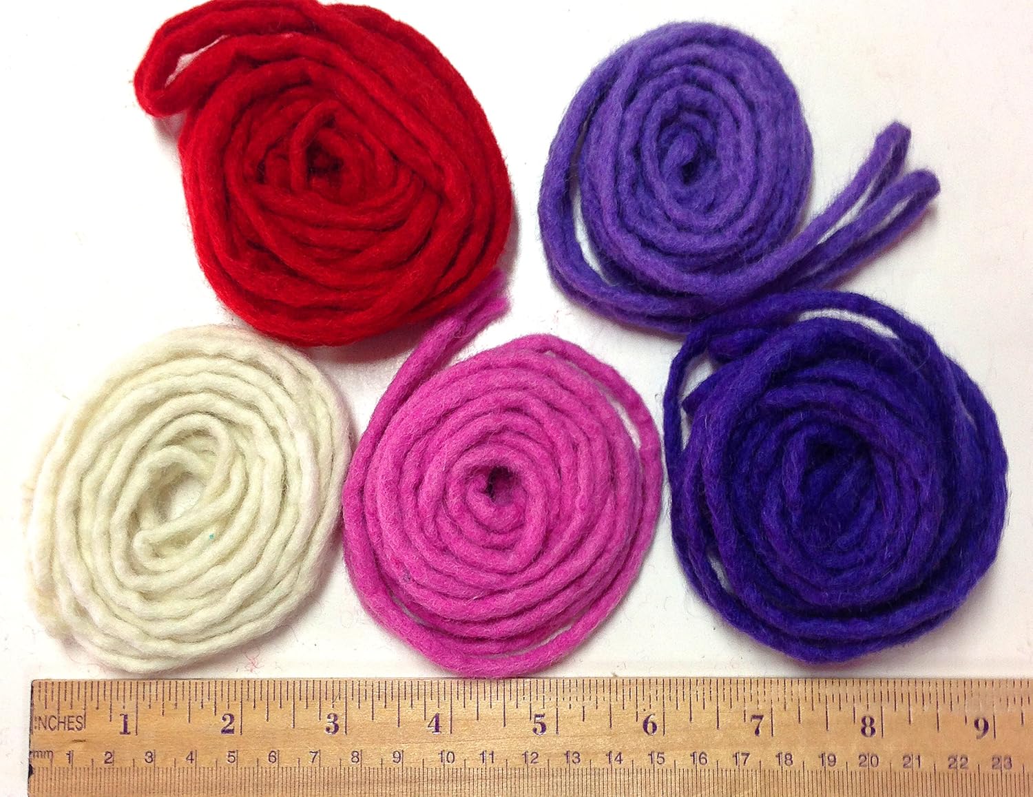 Amazon.com: Yarn Place Felt Wool Felted String 5 Pcs 5 Colors 3mm Thick ...