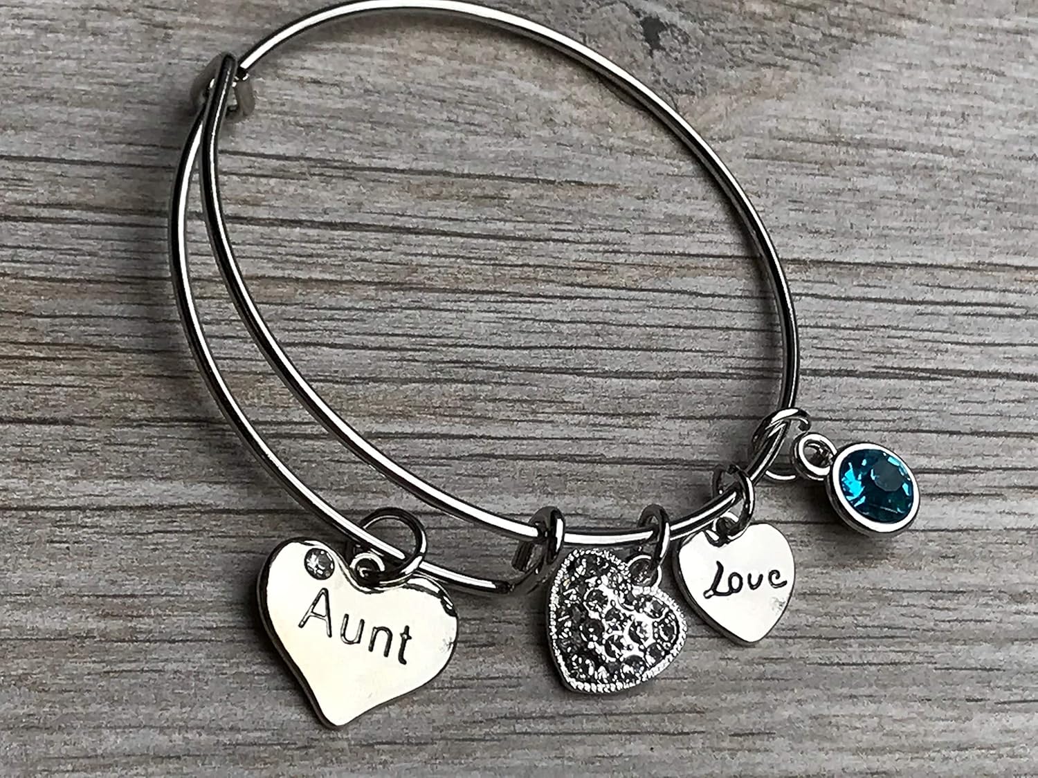 personalized jewelry for aunts
