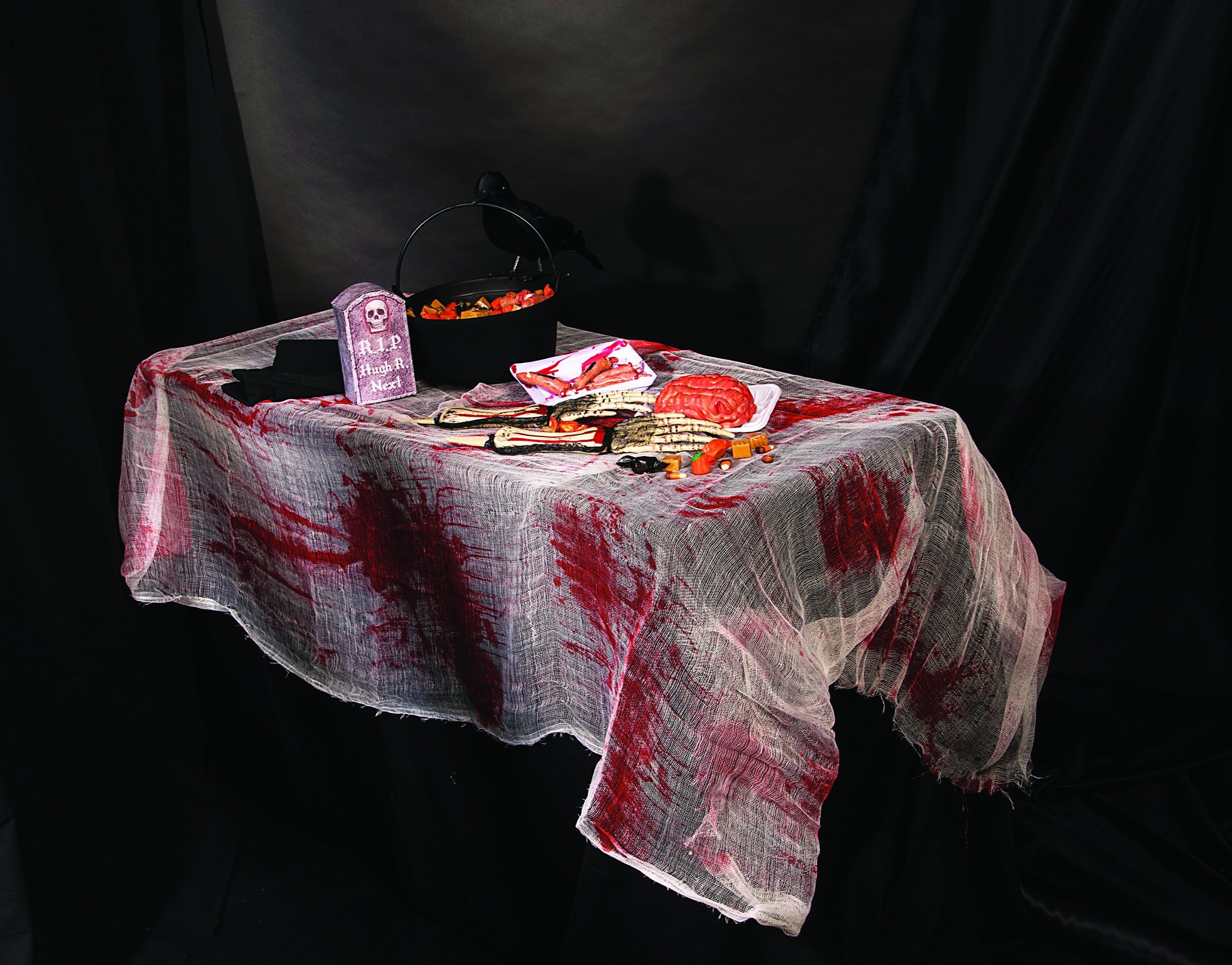 Forum Novelties Table Cover, White, Red, One Size