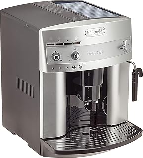 De&#39;Longhi Magnifica ESAM 3200.S Kaffeevollautomat mit Milchaufschäumdüse für Cappuccino, mit Espresso Direktwahltaste, 2-Tassen-Funktion, großer 1,8 Liter Wassertank, silber