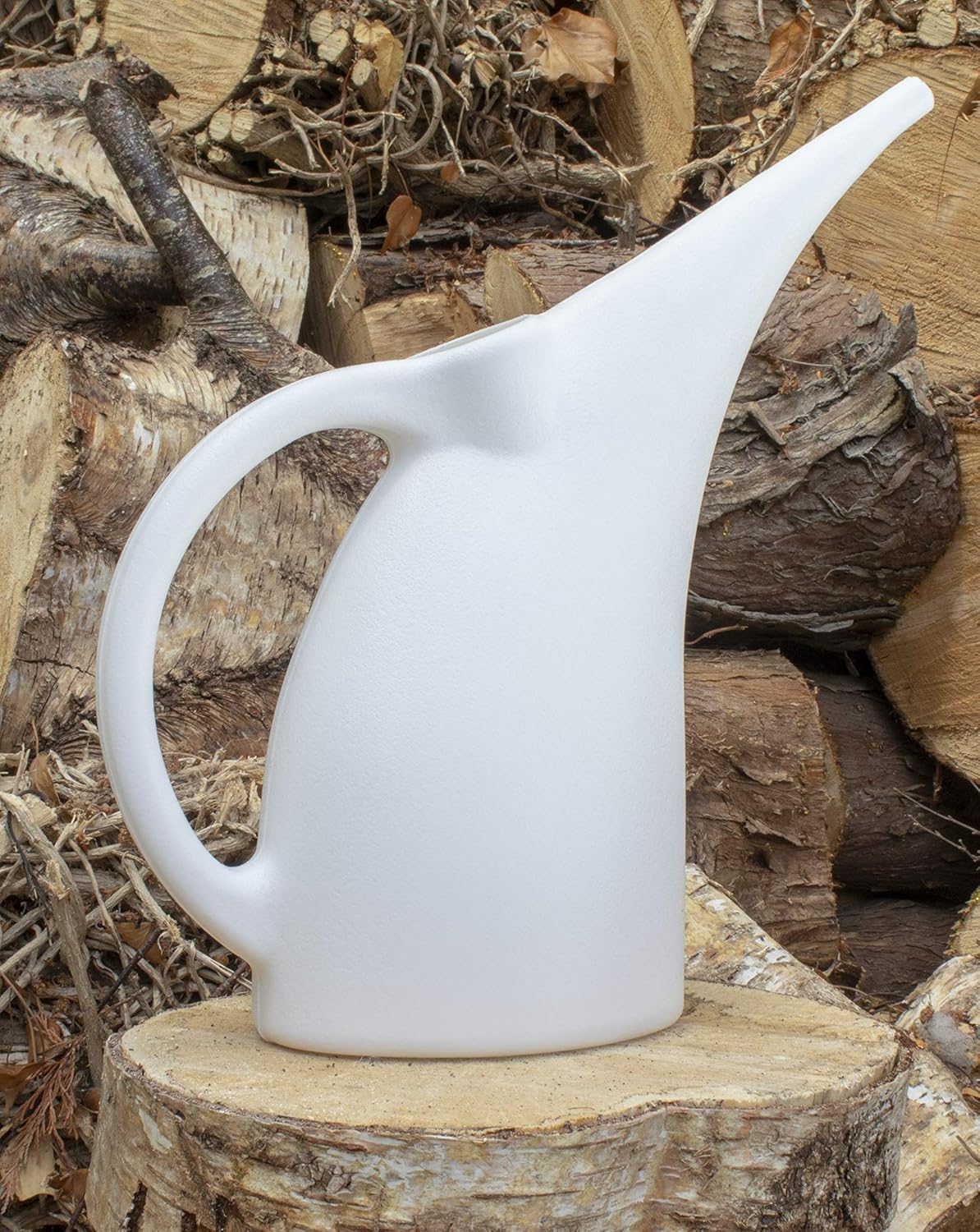Pure White 1/2 Gallon Watering Can for Indoor and Outdoor house plants, flower pots, herbs and vegetable gardens | 100% Recyclable Cute Plastic Watering Pot | Shatterproof | Ergonomic | Lightweight | : Garden & Outdoor