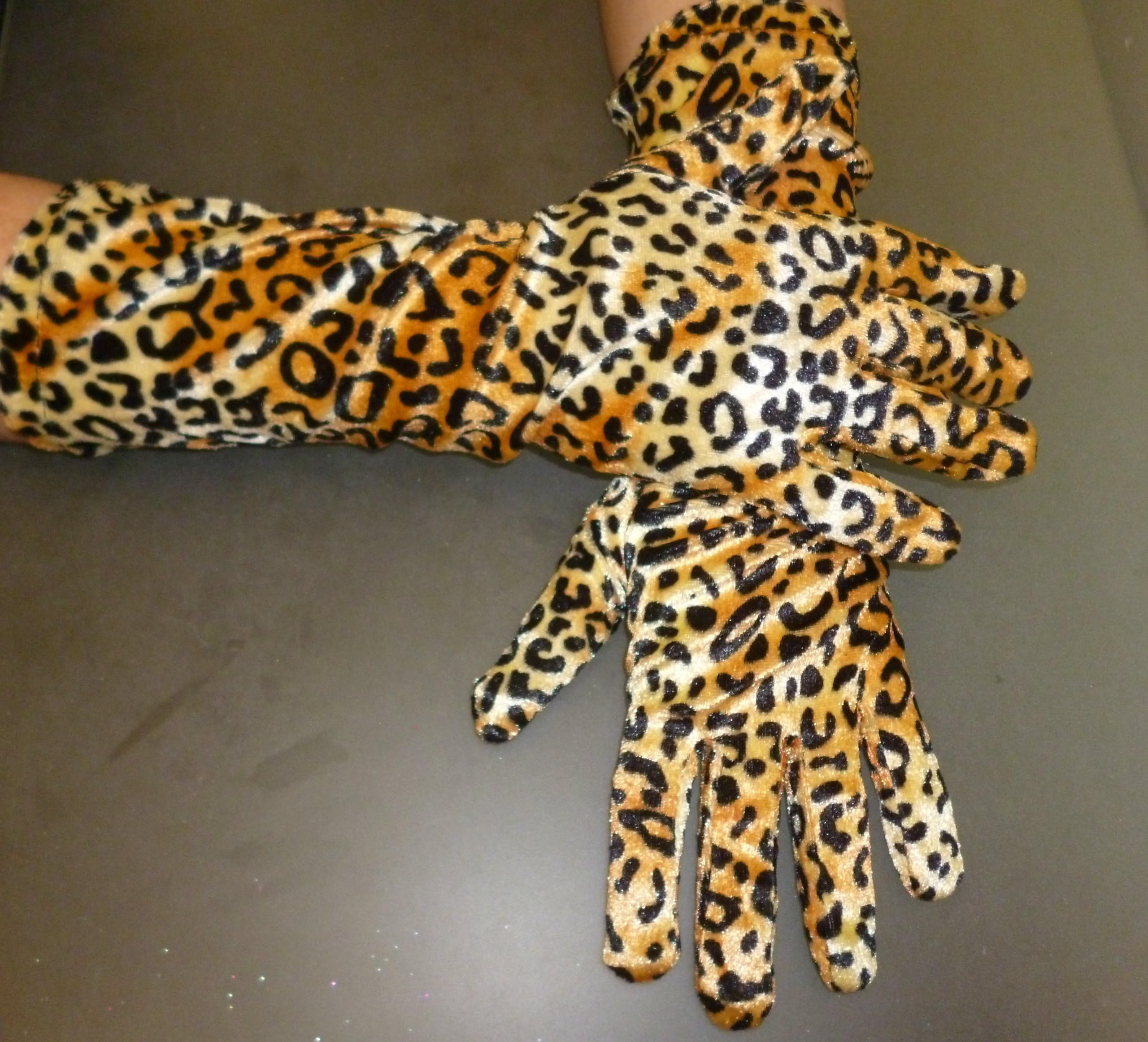 Velvet Feel Long Length Leopard Print Gloves -Tiger/Animal Fancy Dress (HW216)