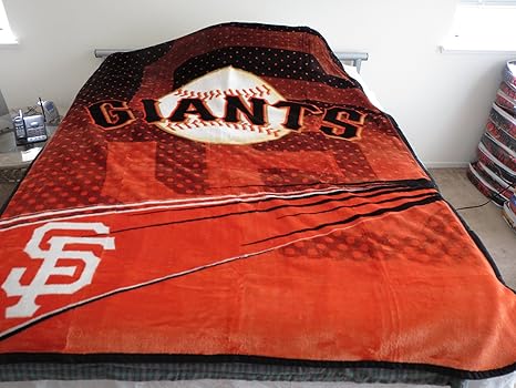 Amazon Com Royal Plush Raschel Blanket Throw San Francisco Giants Kitchen Dining