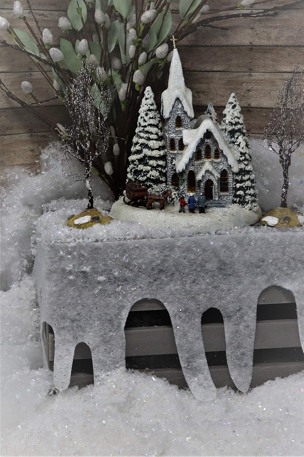 Home Kitchen Buffalo Snowflakes Iridescent 10 Pound Carton Seasonal Decor