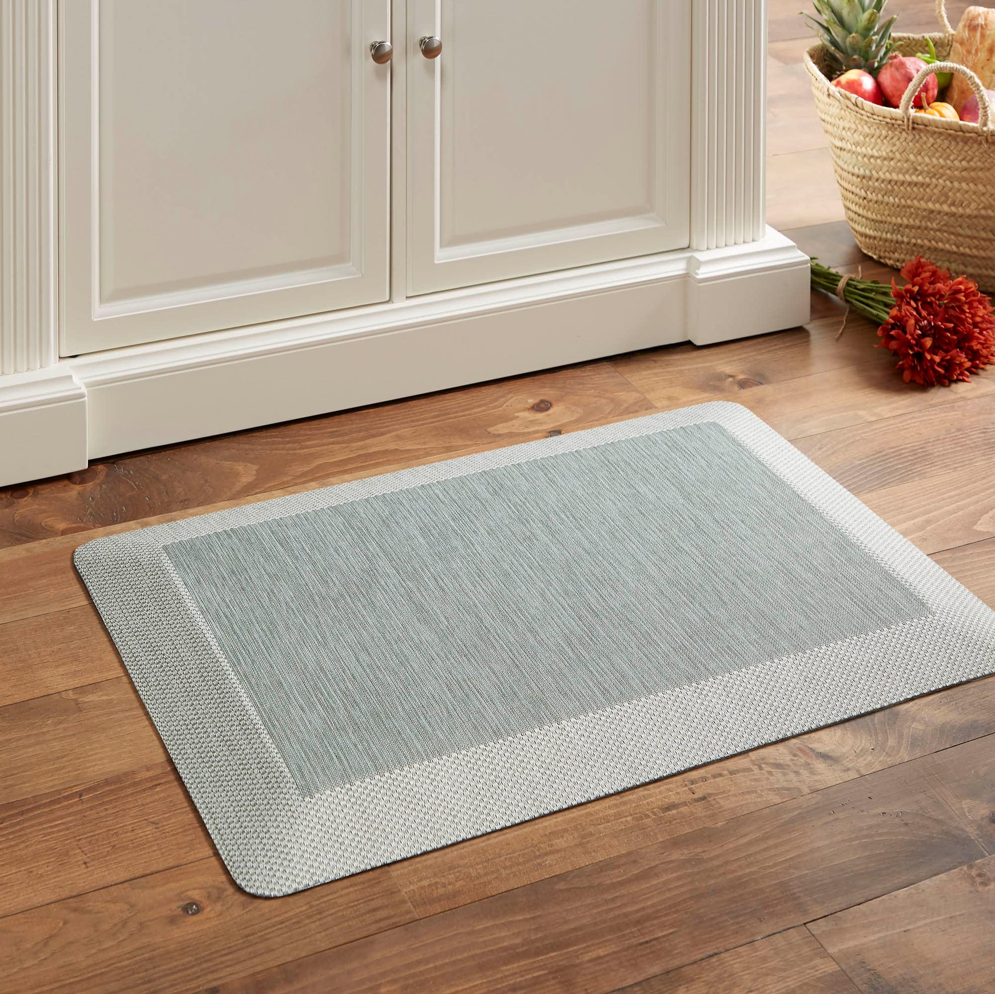 Martha Stewart Mira Modern Heathered Solid Anti-Fatigue Air-Infused Kitchen Mat, Mint Green, 19.6