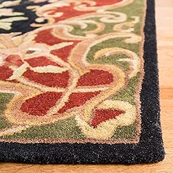 SAFAVIEH Classic Collection Area Rug - 7'6" x