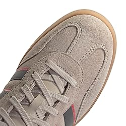 adidas Men's Barreda Sneaker, Wonder