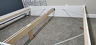 Review Image by Saul Cardenas Saul Cardenas