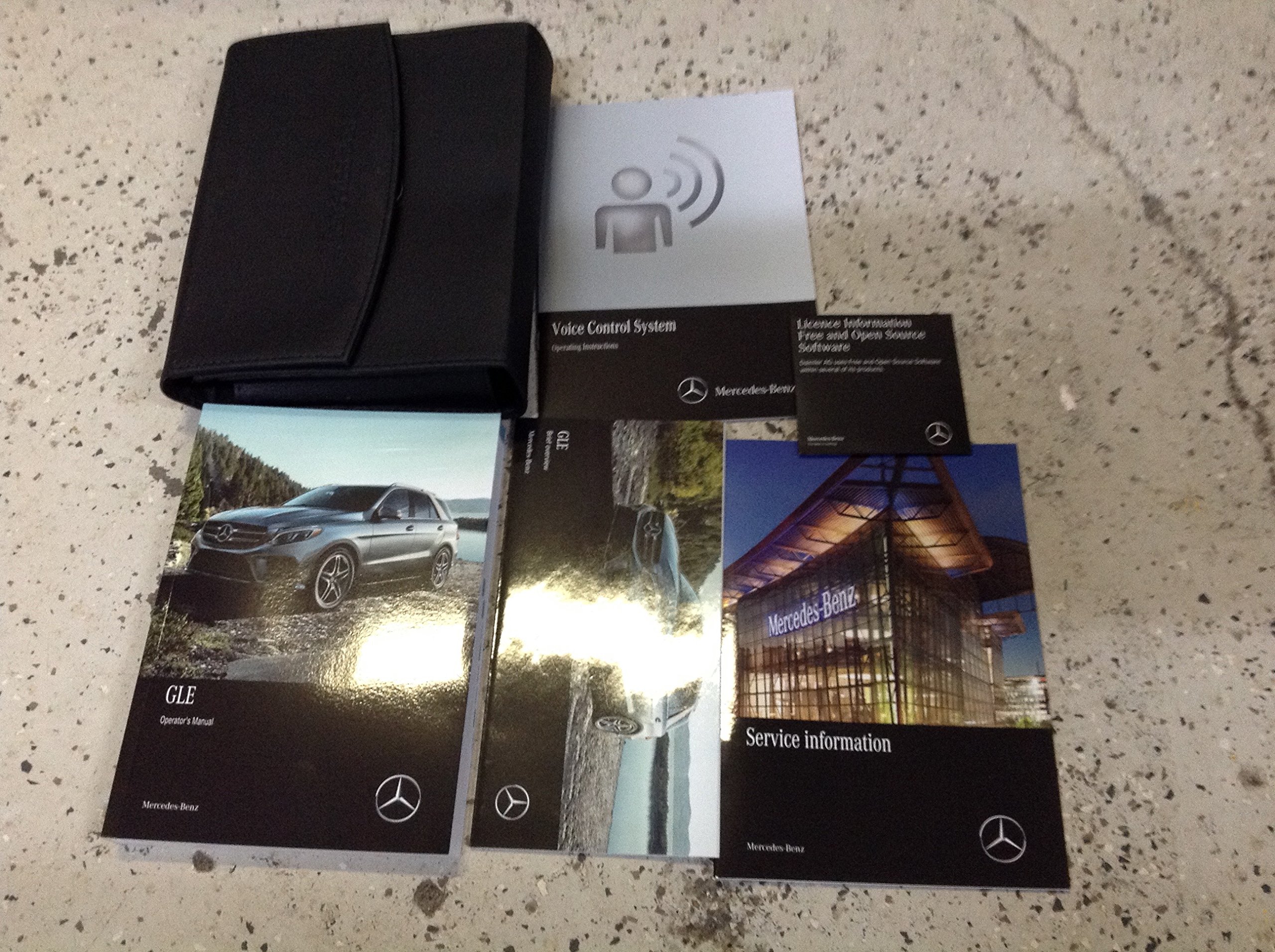 2018 MERCEDES BENZ GLE CLASS MODELS Owners Operators Manual SET Factory OEM  Paperback – 2018