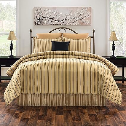 Amazon Com Overstock Le Mans Stripe Gold And Black Comforter Set
