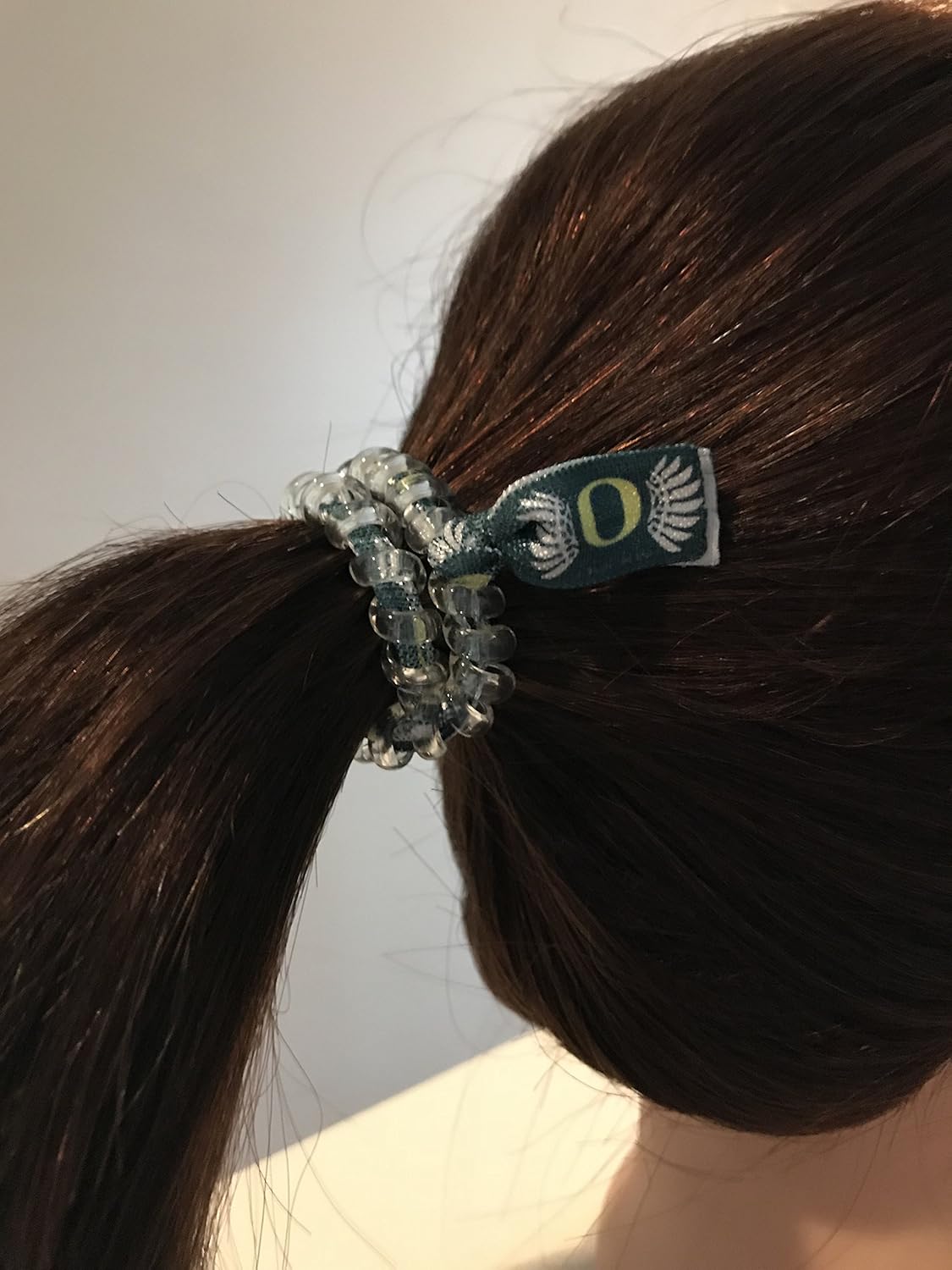 Amazon Com University Of Oregon Ducks Uofo Secure Sports Hair Tie