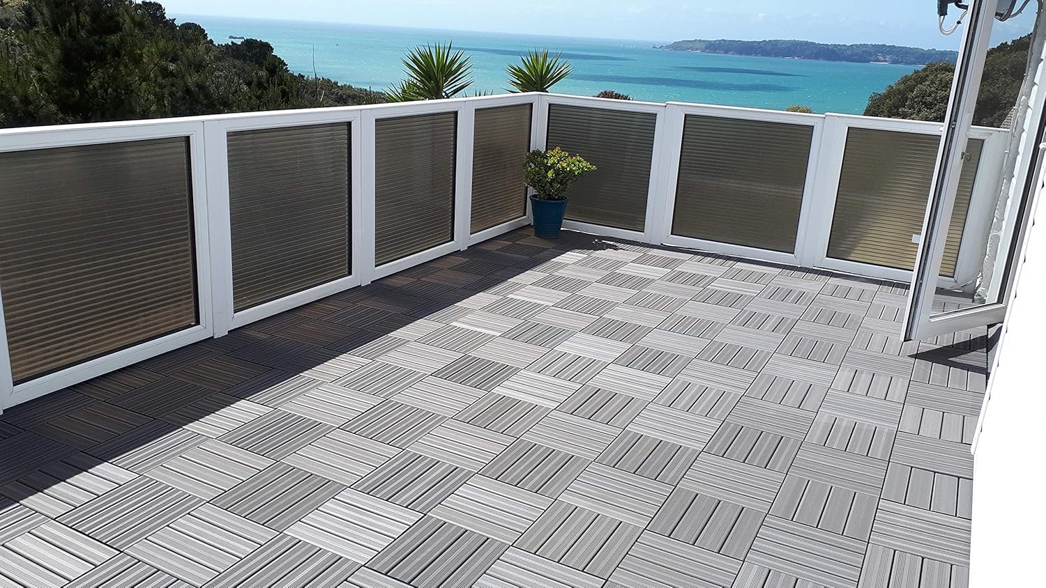 Super Saturday The Famous Click Deck Composite Decking Tiles Patio