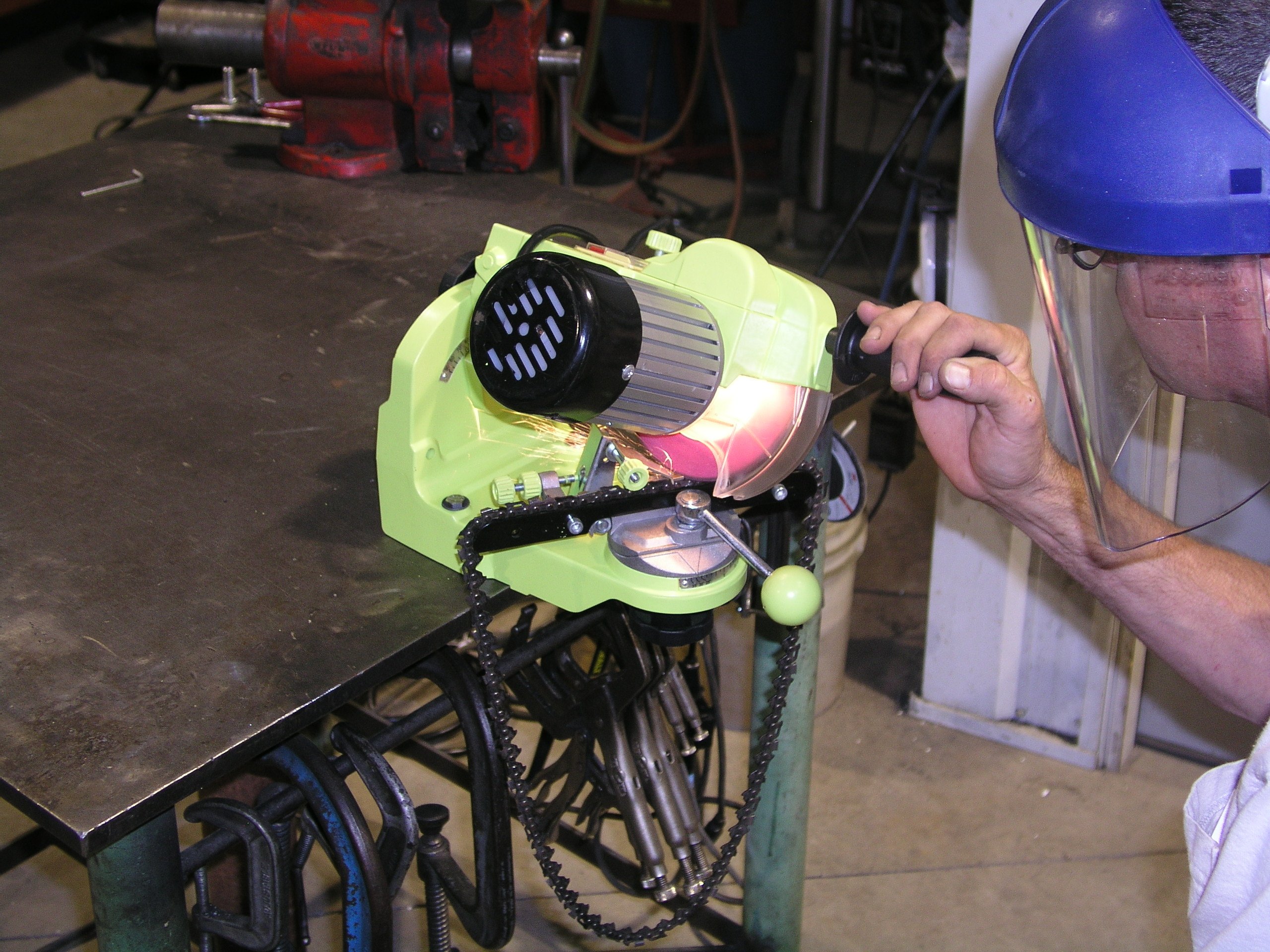 Timber Tuff CSBWM Benchtop / Wall Mount Electric Chain Saw Chain Sharpener 732393002650 eBay