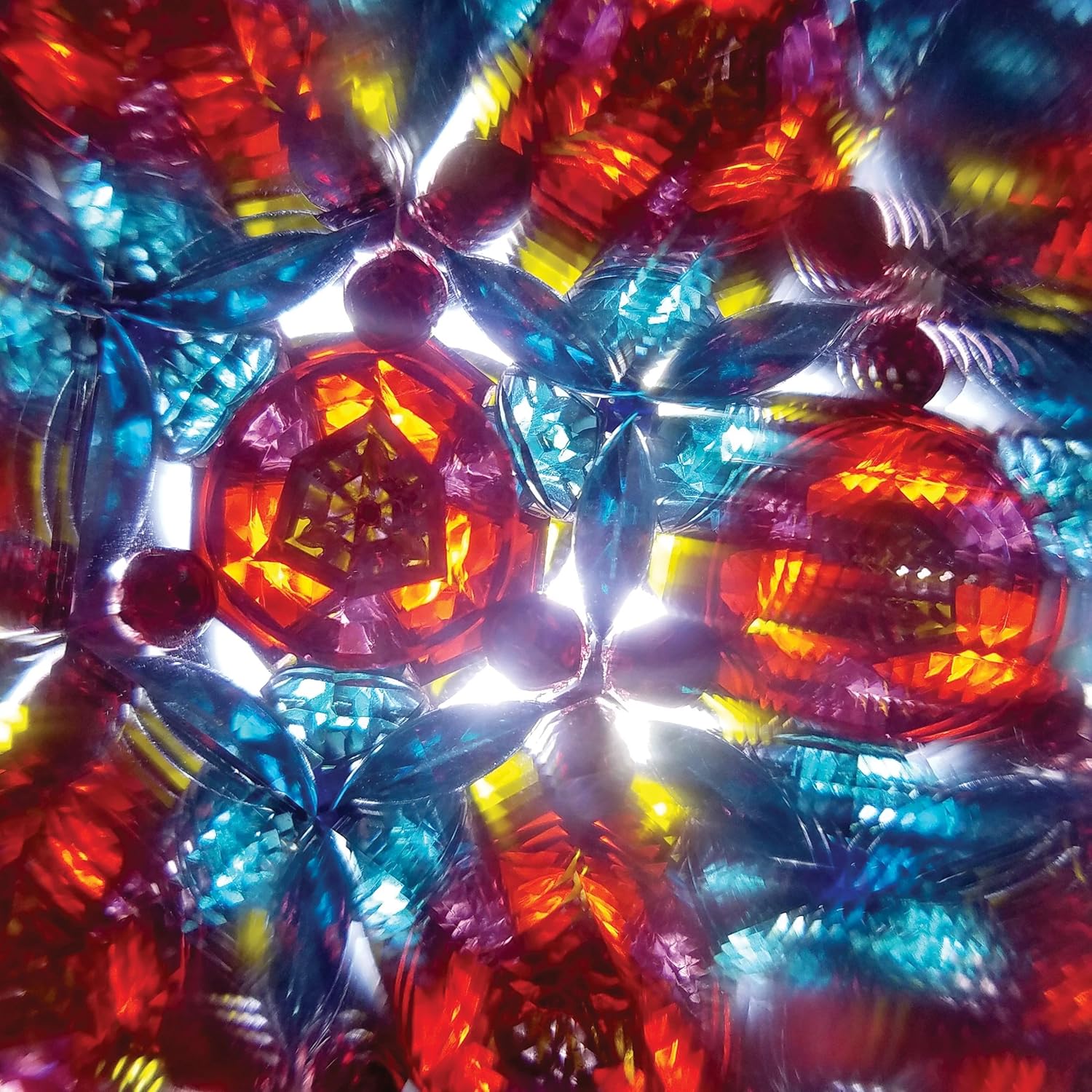 Картинки калейдоскопа с цветными стеклами