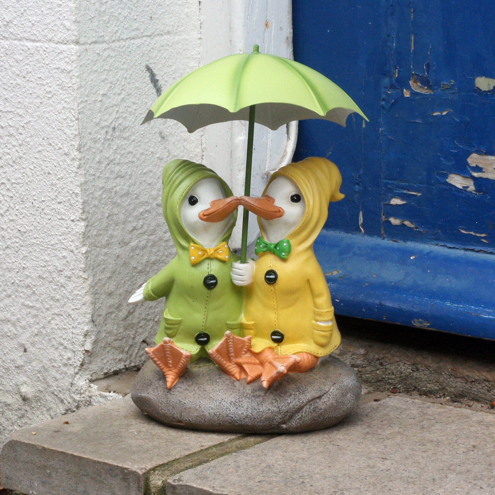 FHFY Garden Dilly and Dally Puddle Ducks. Garden Ducks, garden ornaments, Pair of Ducks, 32cm high with detachable umbrellas, on rocks