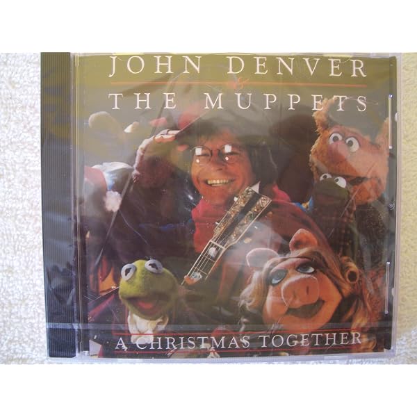 Amazon.com: The Muppets - A Green and Red Christmas: CDs & Vinyl