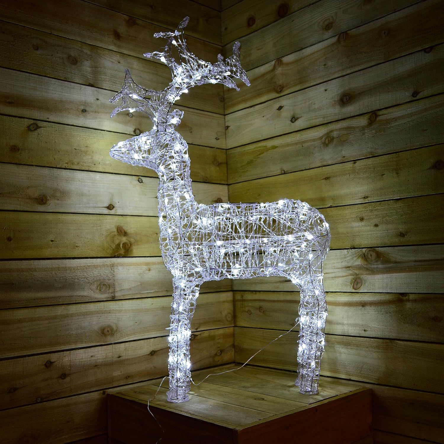 Super Saturday Outdoor LED Acrylic Christmas Reindeer 1 Metre Boxing