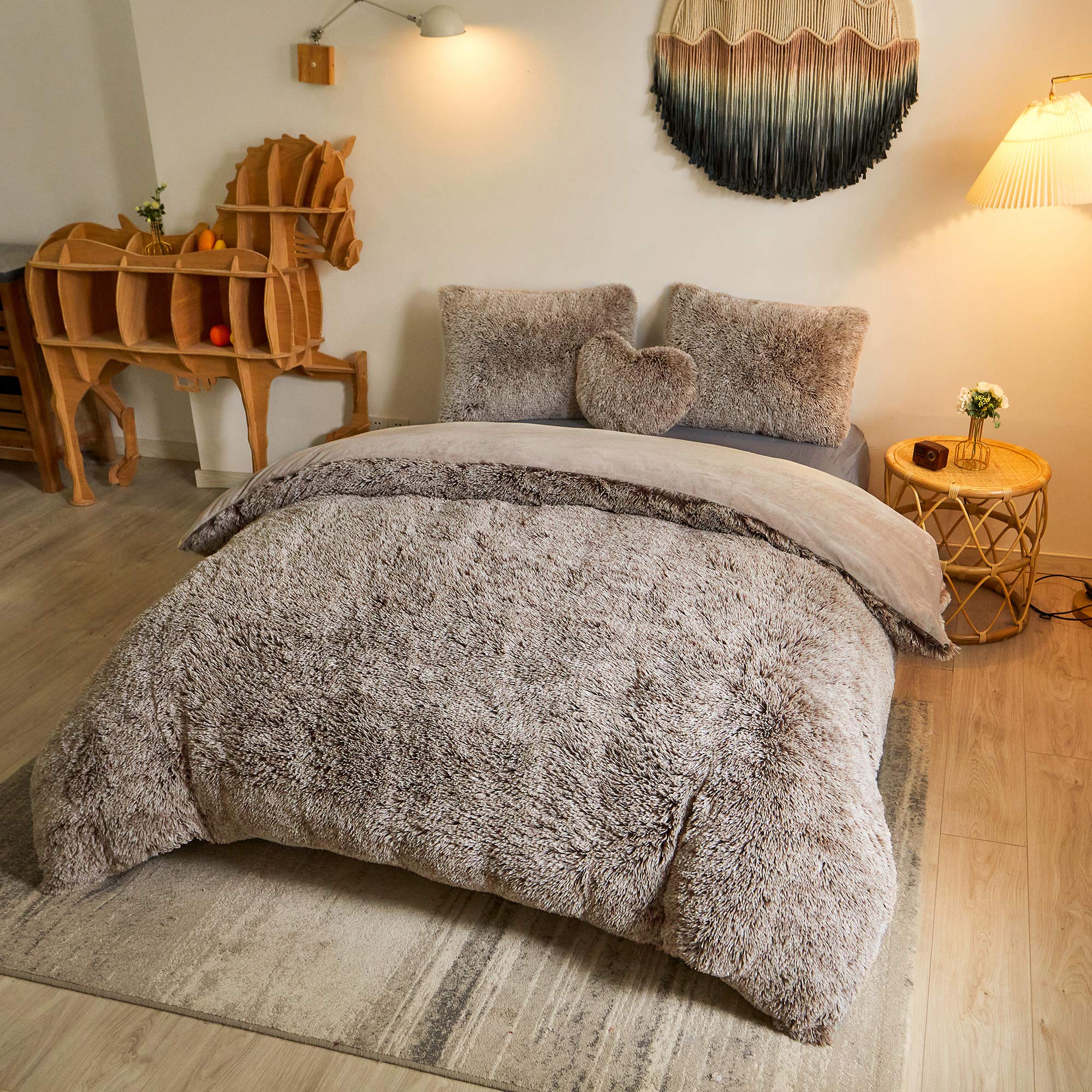 Photo 1 of MEGO Luxury Shaggy Faux Fur Duvet Cover Set, Ultra Soft 3 Pieces Fluffy Comforter Cover Set, Fuzzy Bedding Set(1 Plush Furry Duvet Cover + 2 Pillow Shams), Zipper Closure(King, Khaki Ombre)