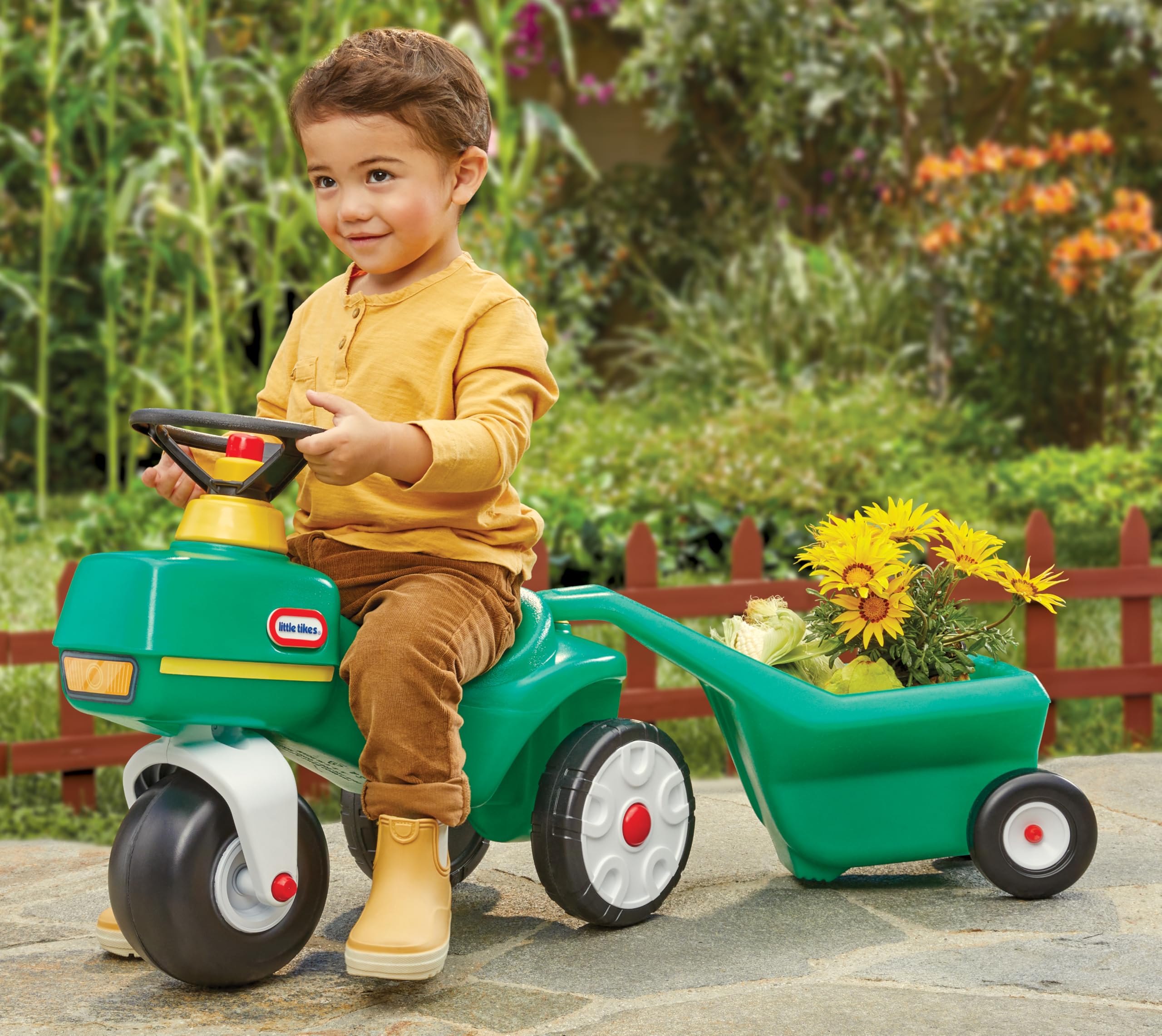 Little Tikes Tractor & Cart, Foot-to-Floor Ride-On, for Boys and Girls Ages 1-5 Years