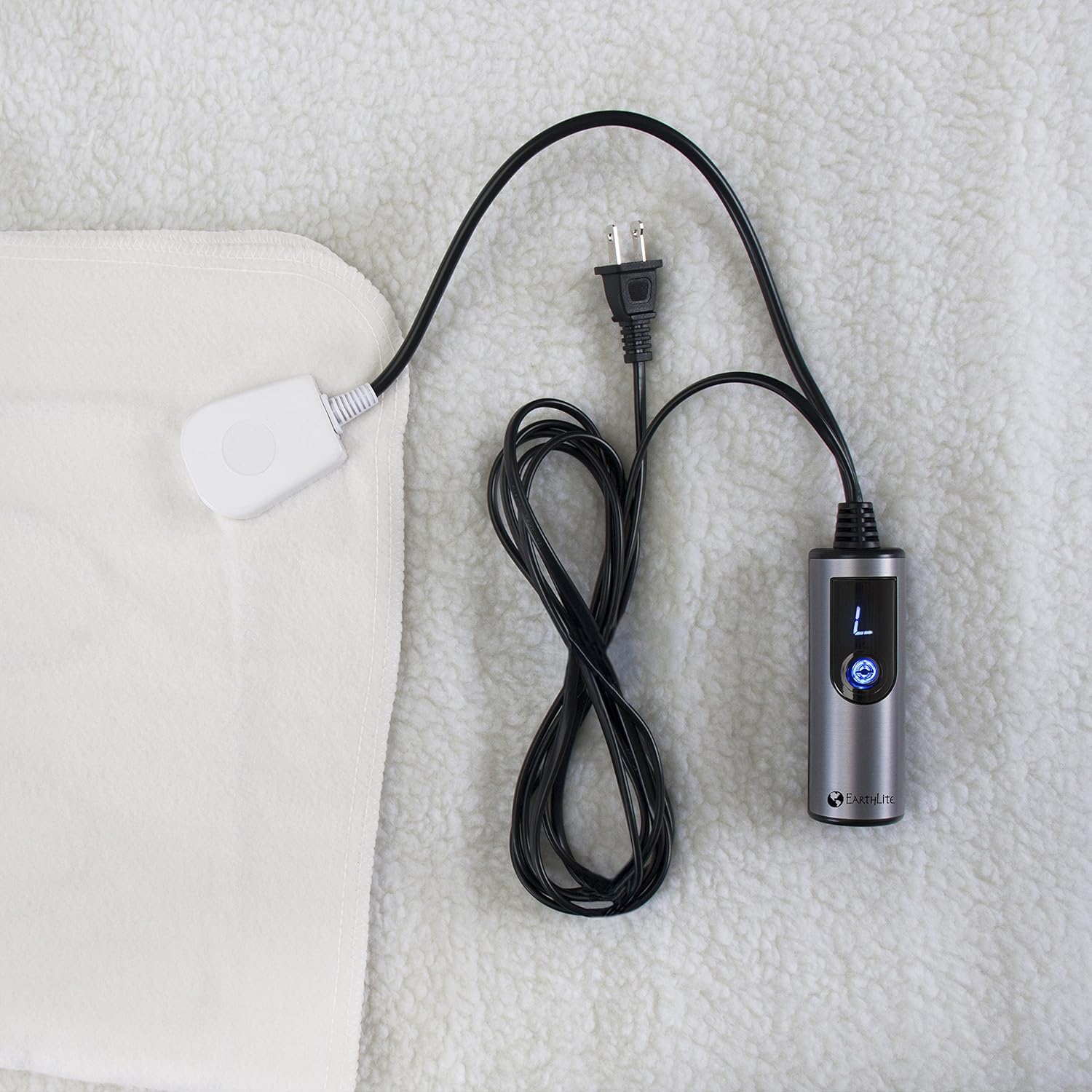 EARTHLITE Massage Table Warmer & Fleece Pad (2 in 1) - 3 Heat Settings, Cozy 0.5" Fleece - Updated Controller (30 x 72): Health & Personal Care