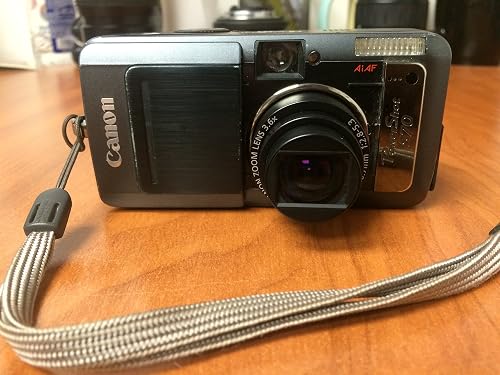 Canon PowerShot S70 7.1MP Digital Camera with 3.6x Optical Zoom in