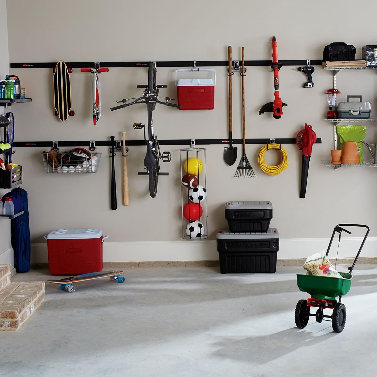 Rubbermaid FastTrack Compact Hook