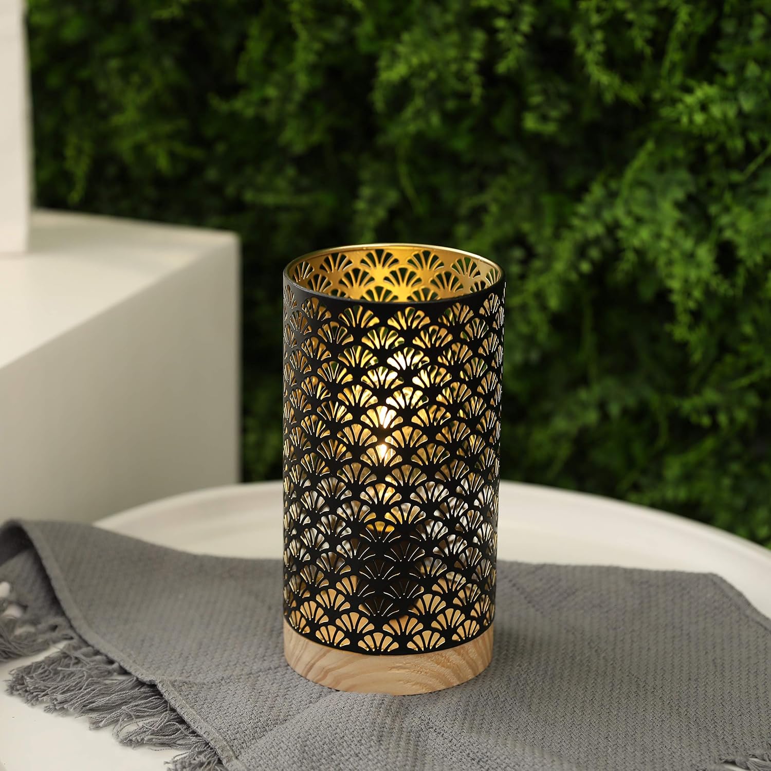 JHY DESIGN Table Lamp Battery Powered 19cm High Decorative Cordless Lamp with LED Bulb Fanshaped Patterned Battery Lamp for Wedding Party Garden Indoor Table Balcony Bedroom (with Wooden Base) - Image 5