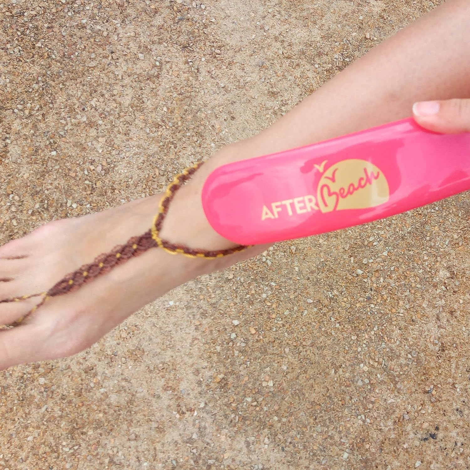 After Beach Brush Your Feet Remove Sand After The Beach Carmine Amazon Co Uk Beauty