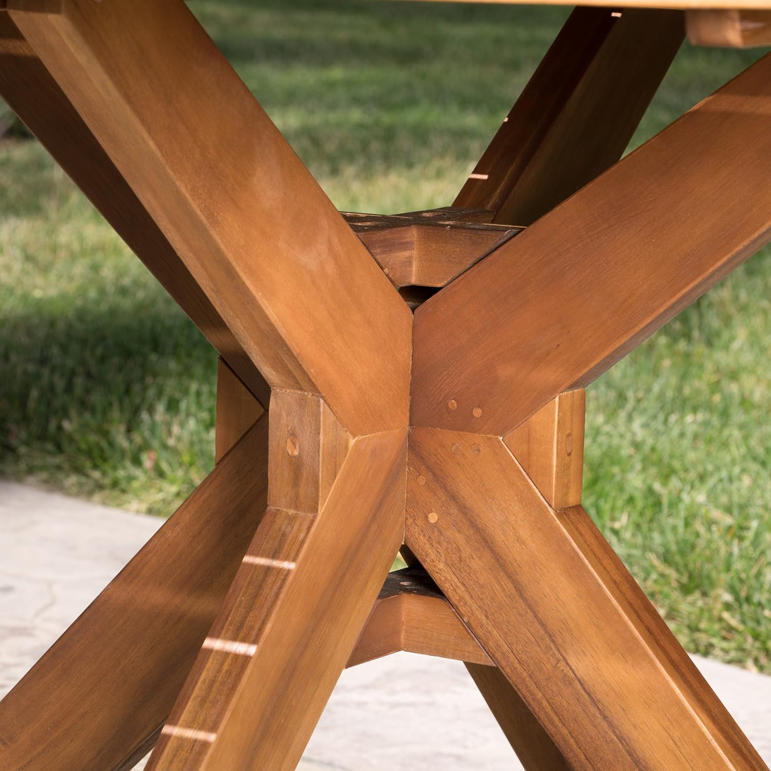 Christopher Knight Home Stamford Outdoor Acacia Wood Round Dining Table, Teak Finish : Garden & Outdoor