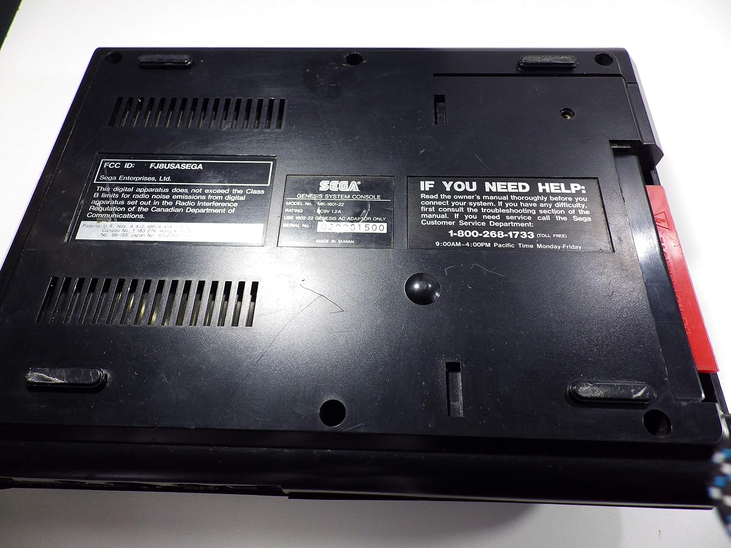 ORIGINAL SEGA GENESIS 16 BIT VIDEO GAME CONSOLE SYSTEM COMPLETE PLUG AND PLAY: Video Games