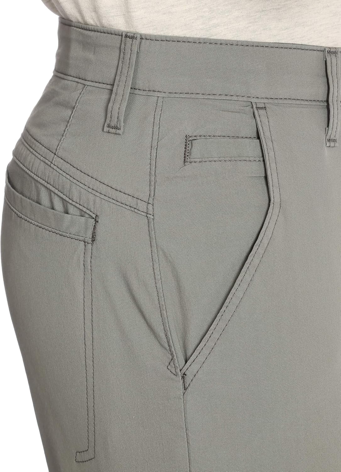 Wrangler Authentics Men's Performance Comfort Waist Flex Flat Front Short at  Men’s Clothing store