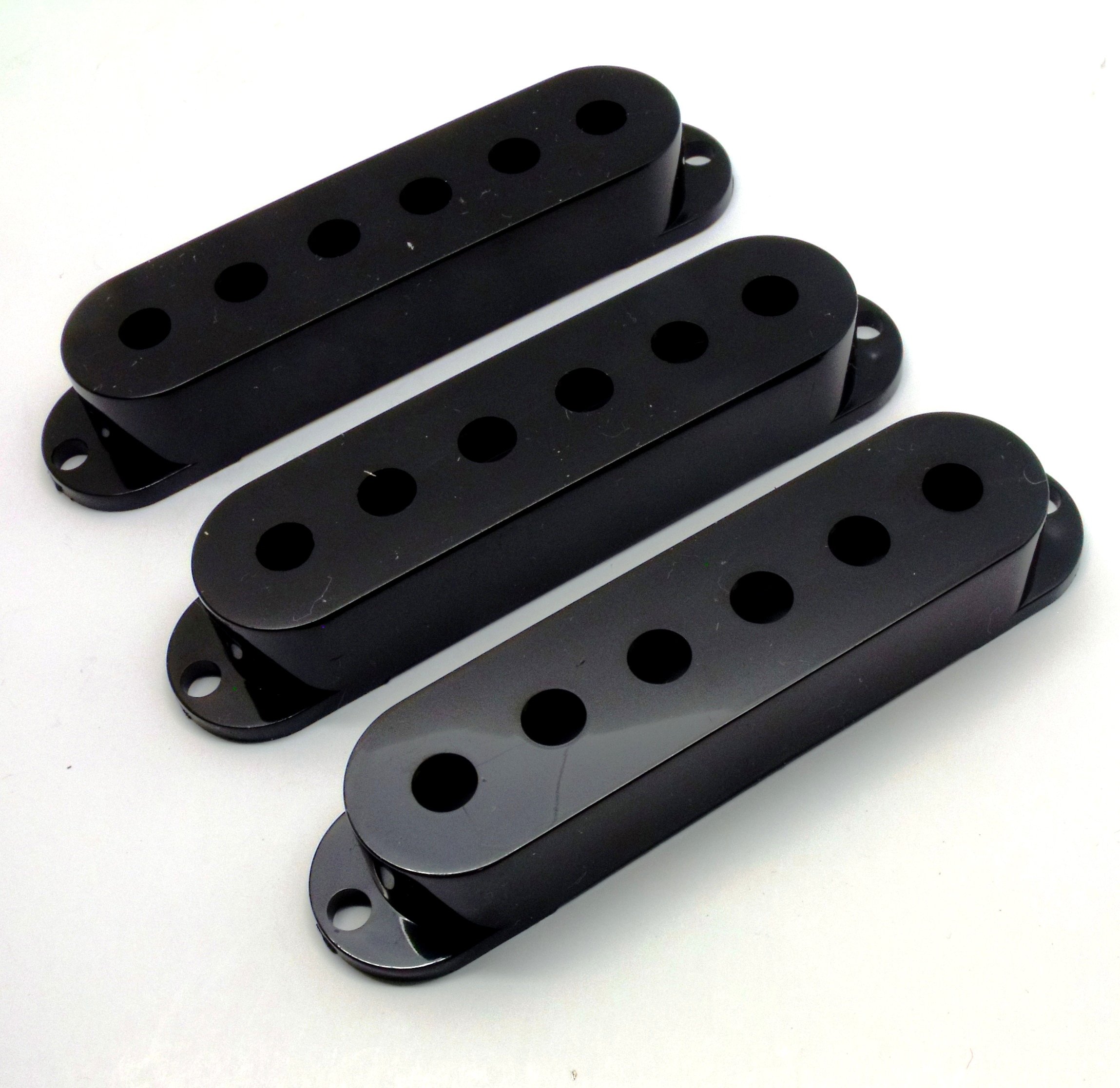 Set of 3 black single coil guitar pickup covers 50 or 52mm pole spacing strat (3x 50mm)
