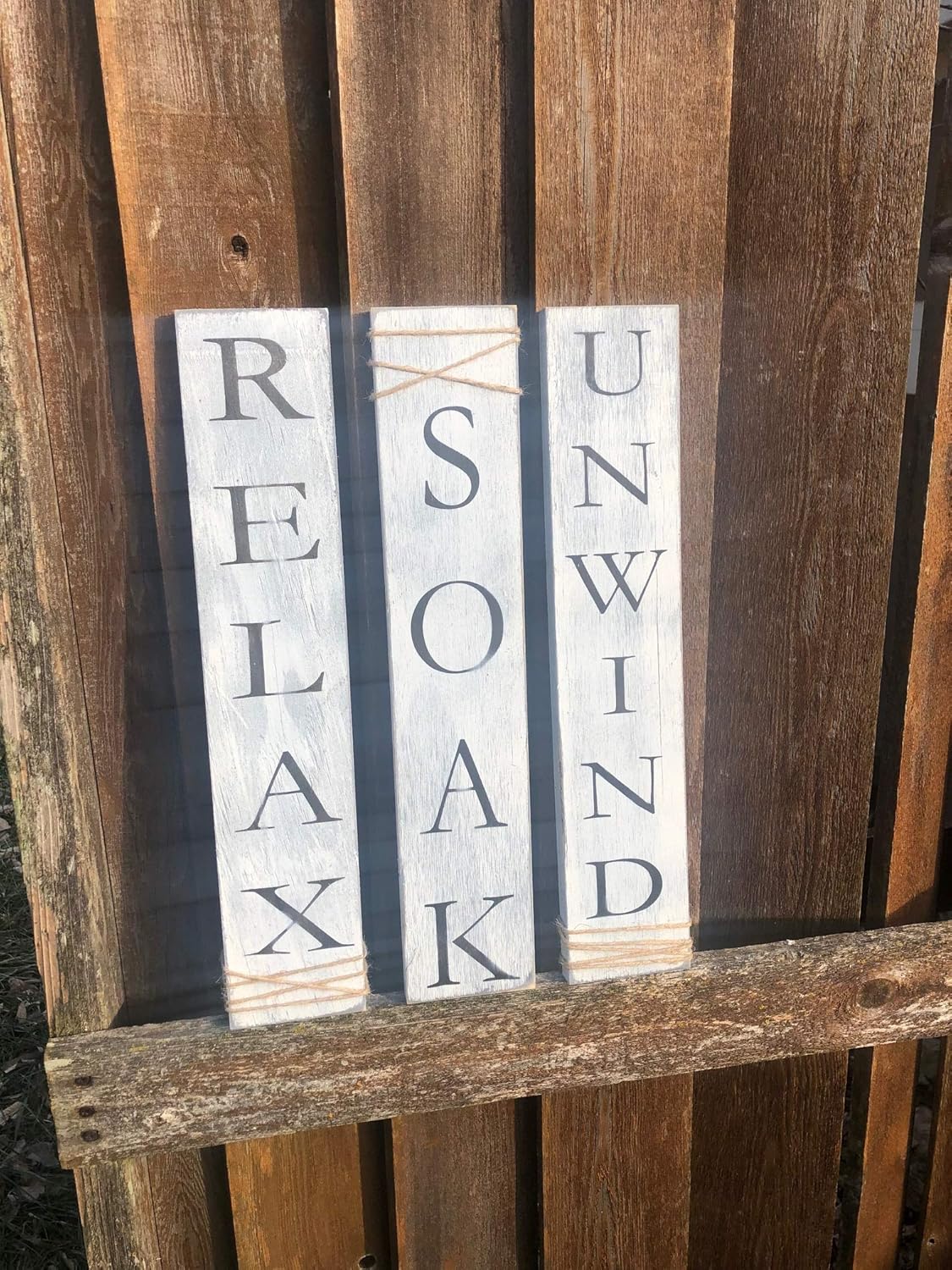 Amazon Com Relax Soak Unwind White Wash Wood Signs Farmhouse Bathroom Decor Rustic Distressed Wall Art Funny Easter Gift For Her Handmade