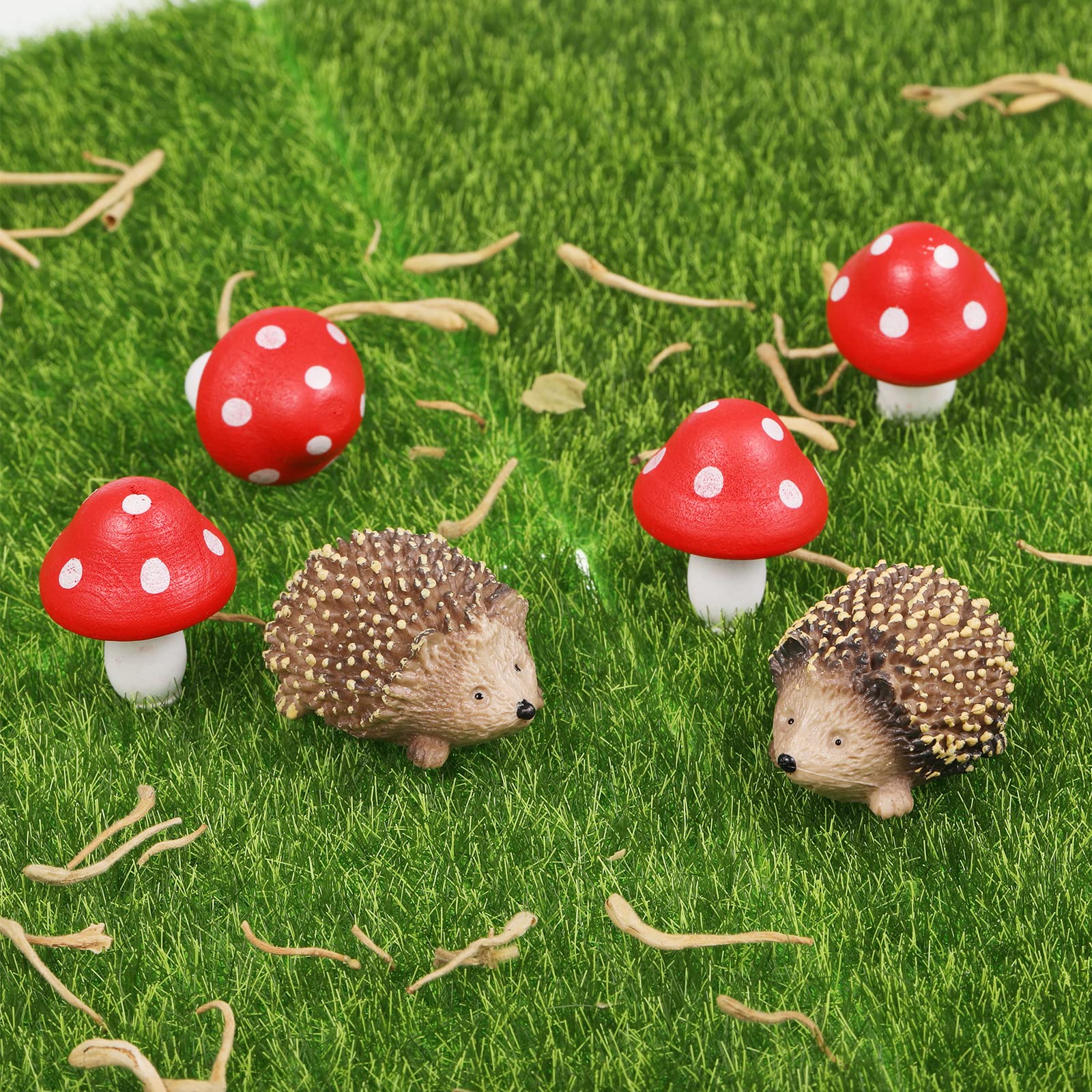 Fairy Garden Accessories 6 Pcs Miniature Garden Landscape Fairy Outdoor Garden Figurines Resin Hedgehogs Mushroom Micro Landscape Decorative Accessories for Fairy Garden Plant Bonsai Craft Dollhouse