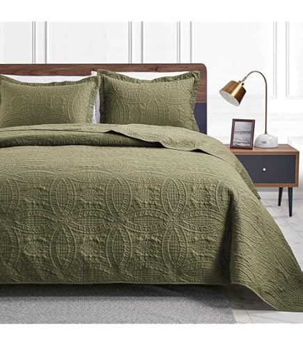 TEXTURE & LOOMS Daisy Queen Washed Quilt Bedding Set – 3-Piece Set With Comforter & Shams, Khaki Color