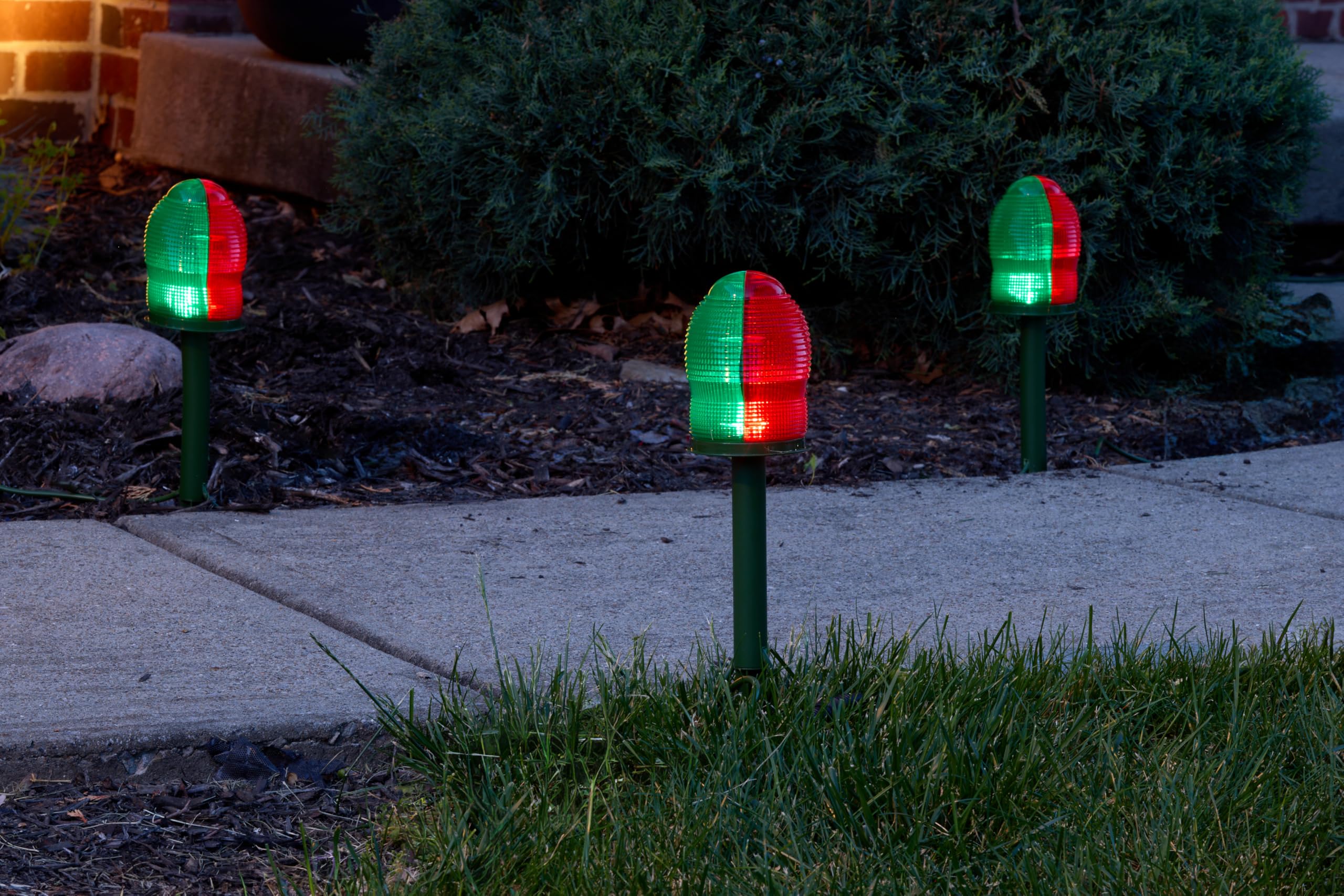 Condition photo showing New/Like New for holiscapes® vintage santa runway lights with santa landing zone inflatable sign