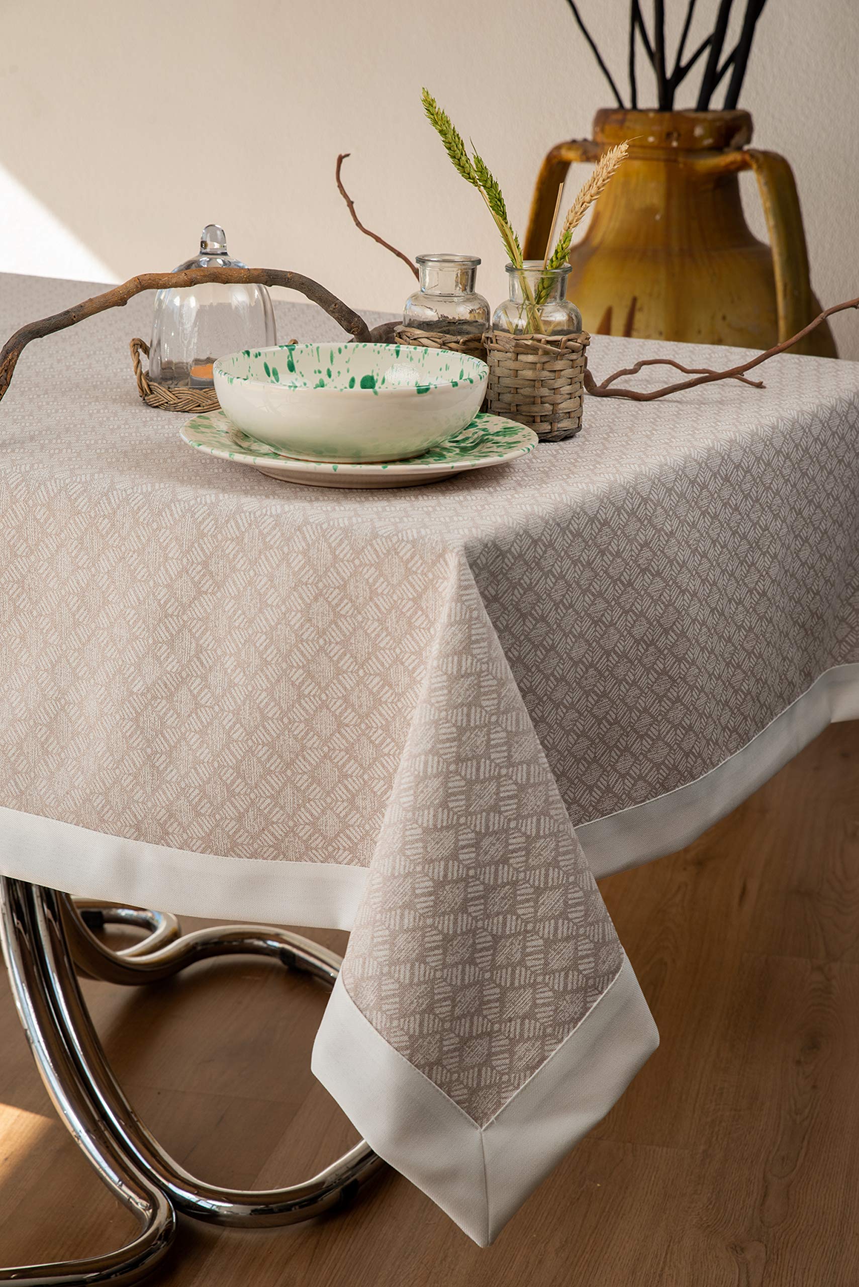 ESSE HOME - CONFESTYL - Stain-resistant tablecloth - Rectangular for 12 people - Cinzia 134 (140x240, 17-2)