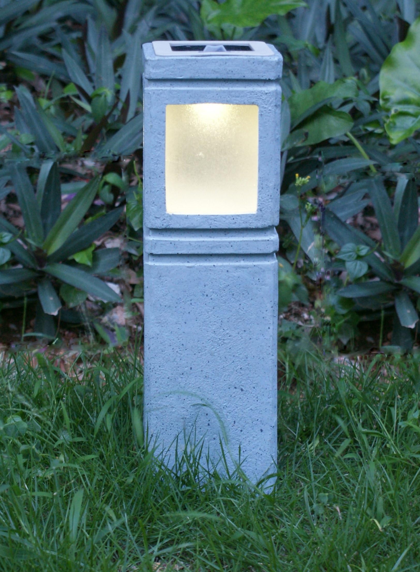 TIAAN 35CM tall Solar powered garden lamp