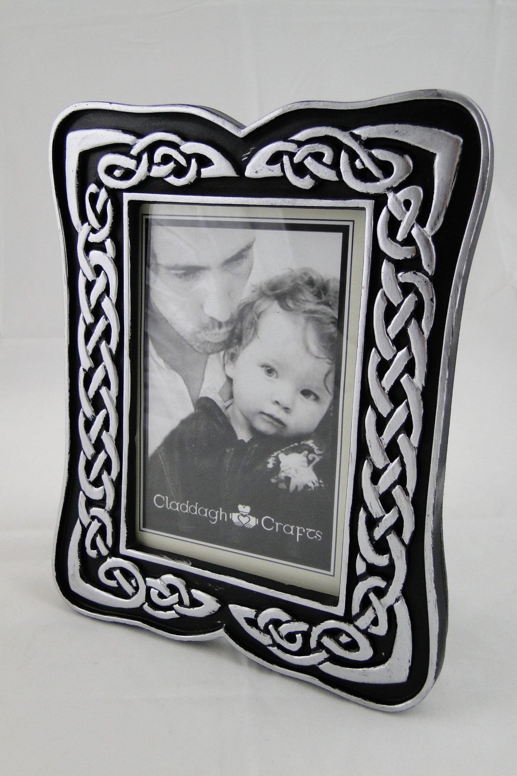CELTIC DESIGN PICTURE FRAME 6X4
