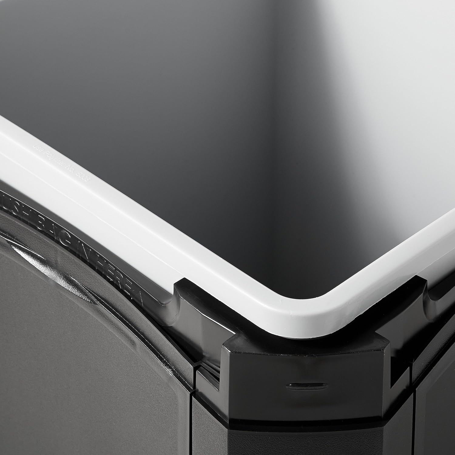 Rubbermaid Commercial Products