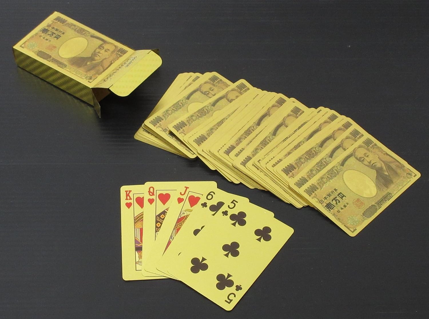 Amazon セレブリティトランプ カードゲーム トランプ おもちゃ