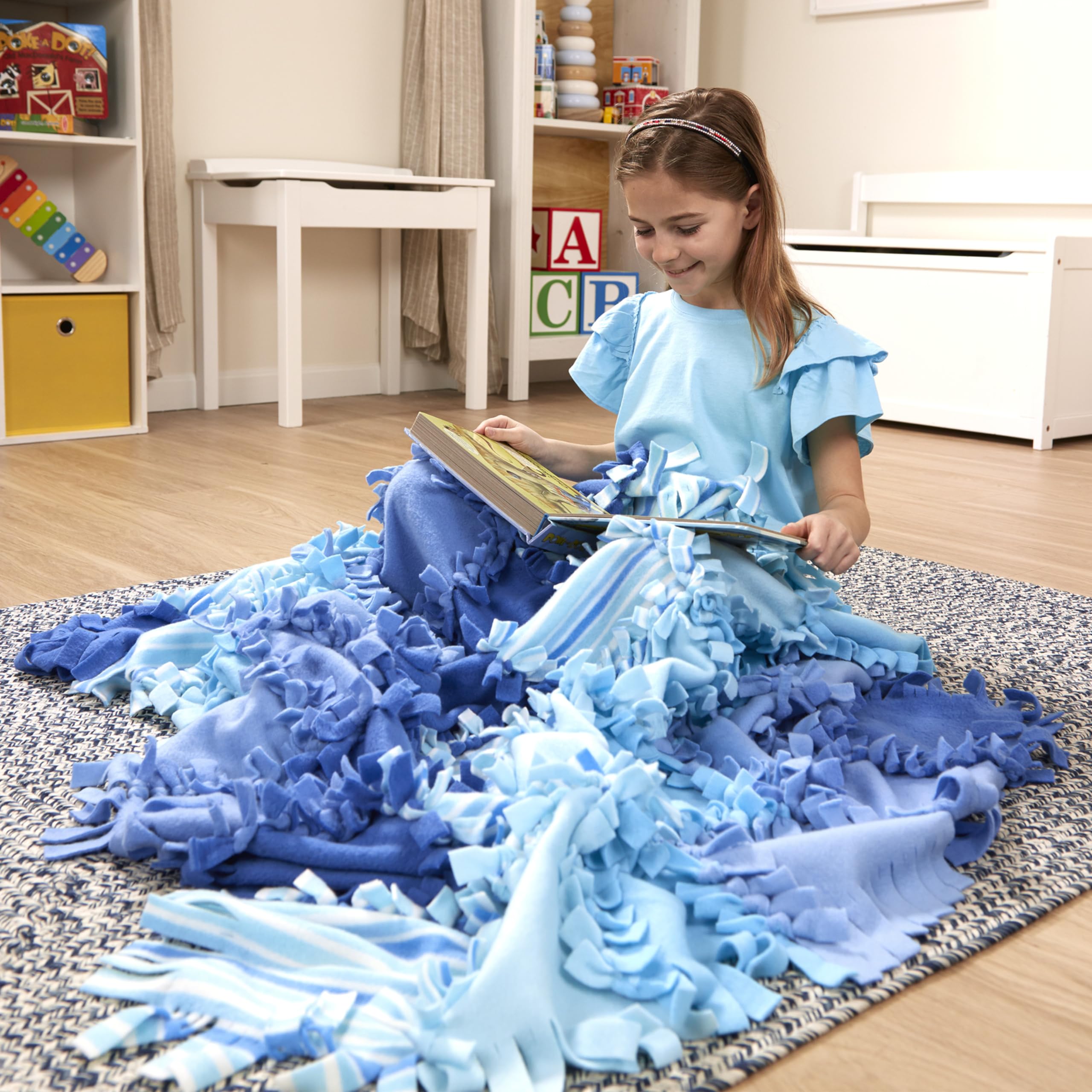 Melissa & Doug Created by Me! Striped Fleece Quilt No-Sew Craft Kit (48 Squares, 4 feet x 5 feet)