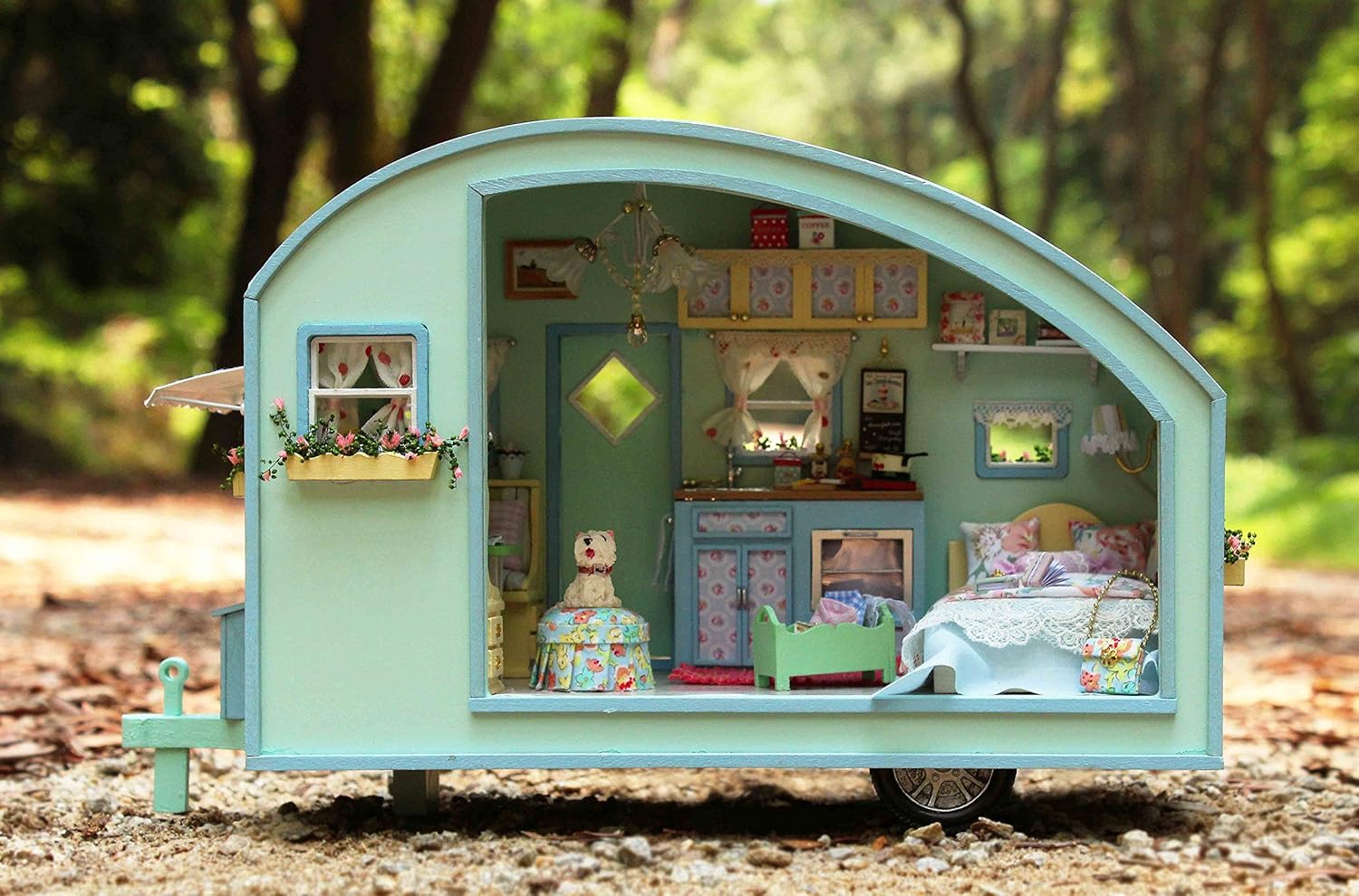 caravan dollhouse