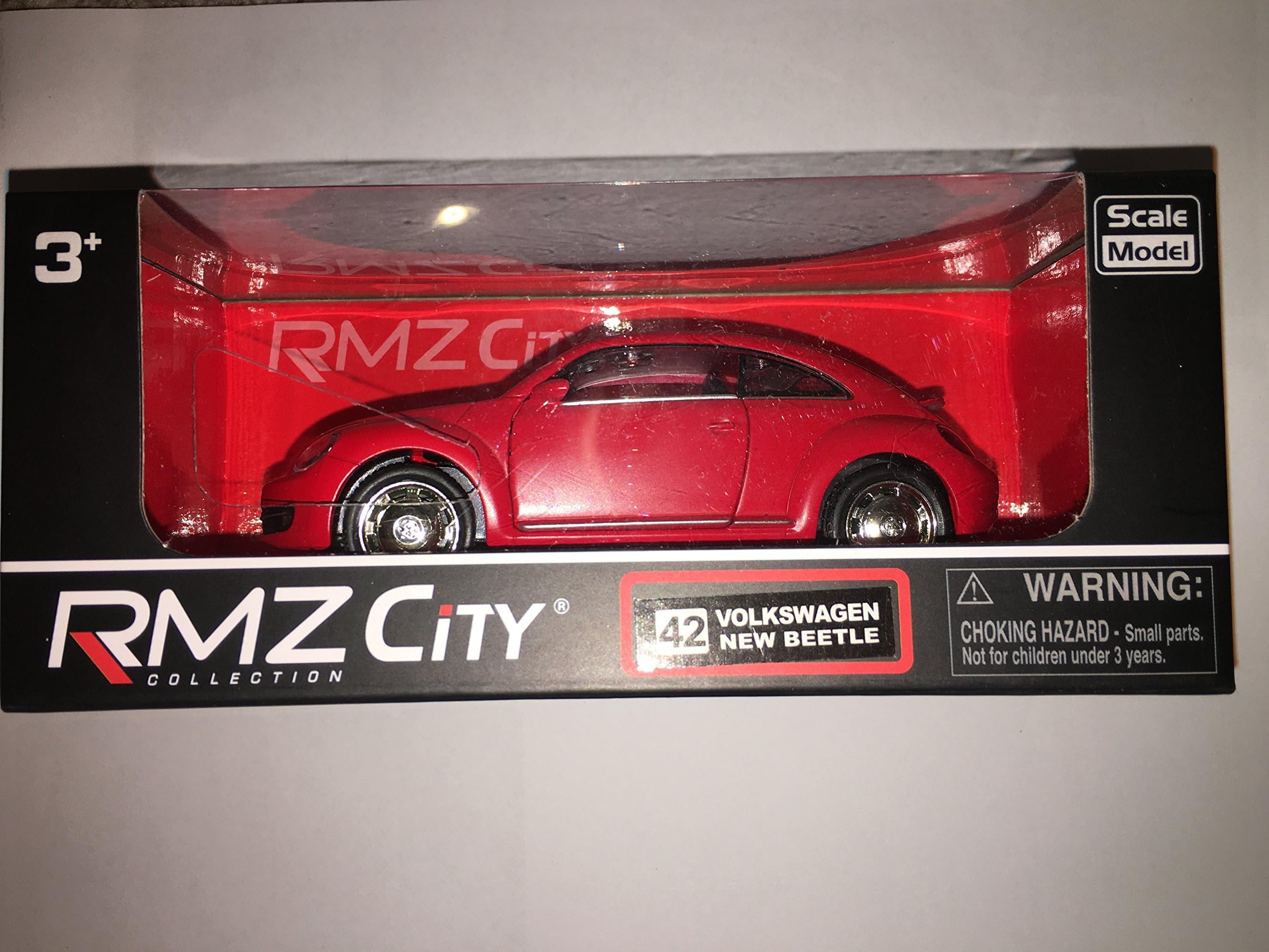RMZ City Collection #42 Volkswagen New Beetle