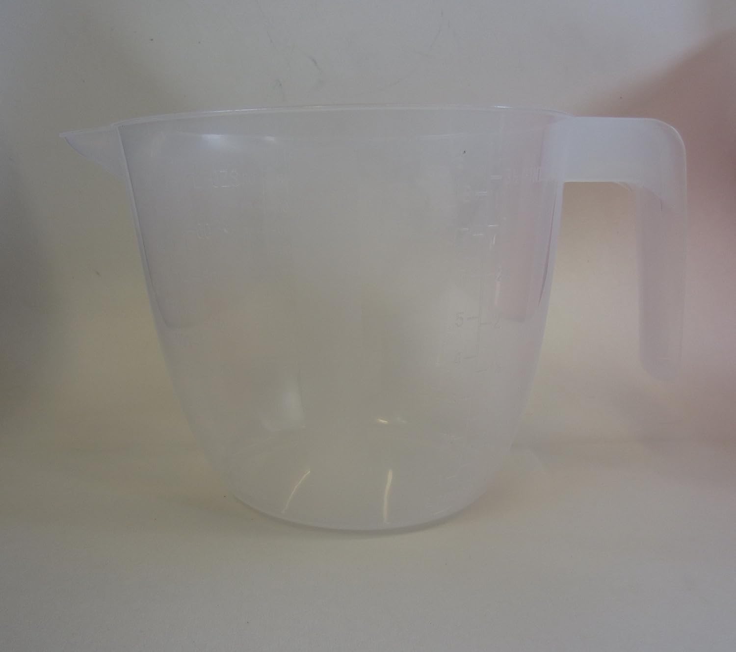 whicksnwhacks 2 litre Plastic Wax Melting or Pouring Jug Amazon.co.uk